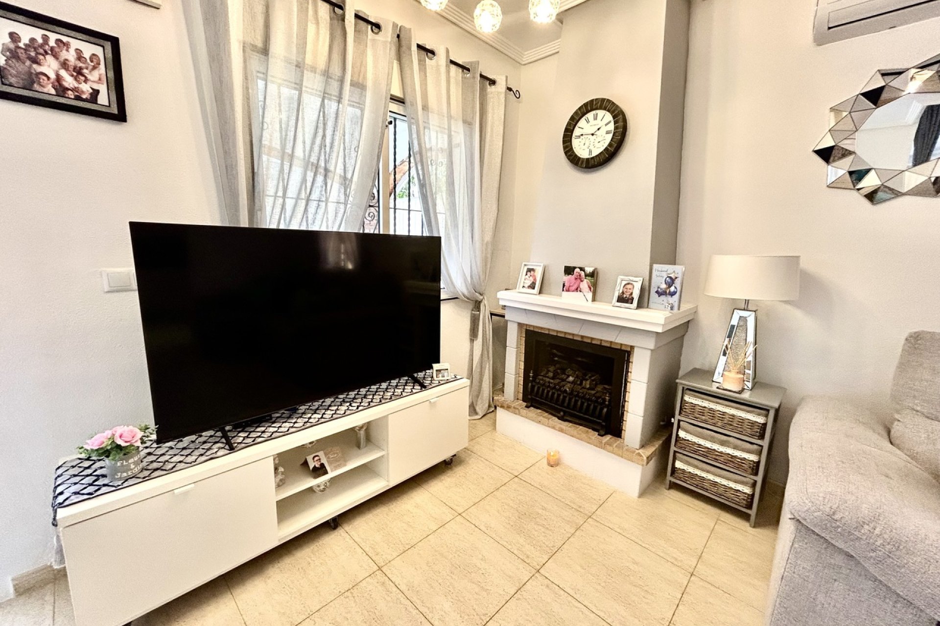 Használt Ingatlanok - Villa -
Los Balcones - Costa Blanca