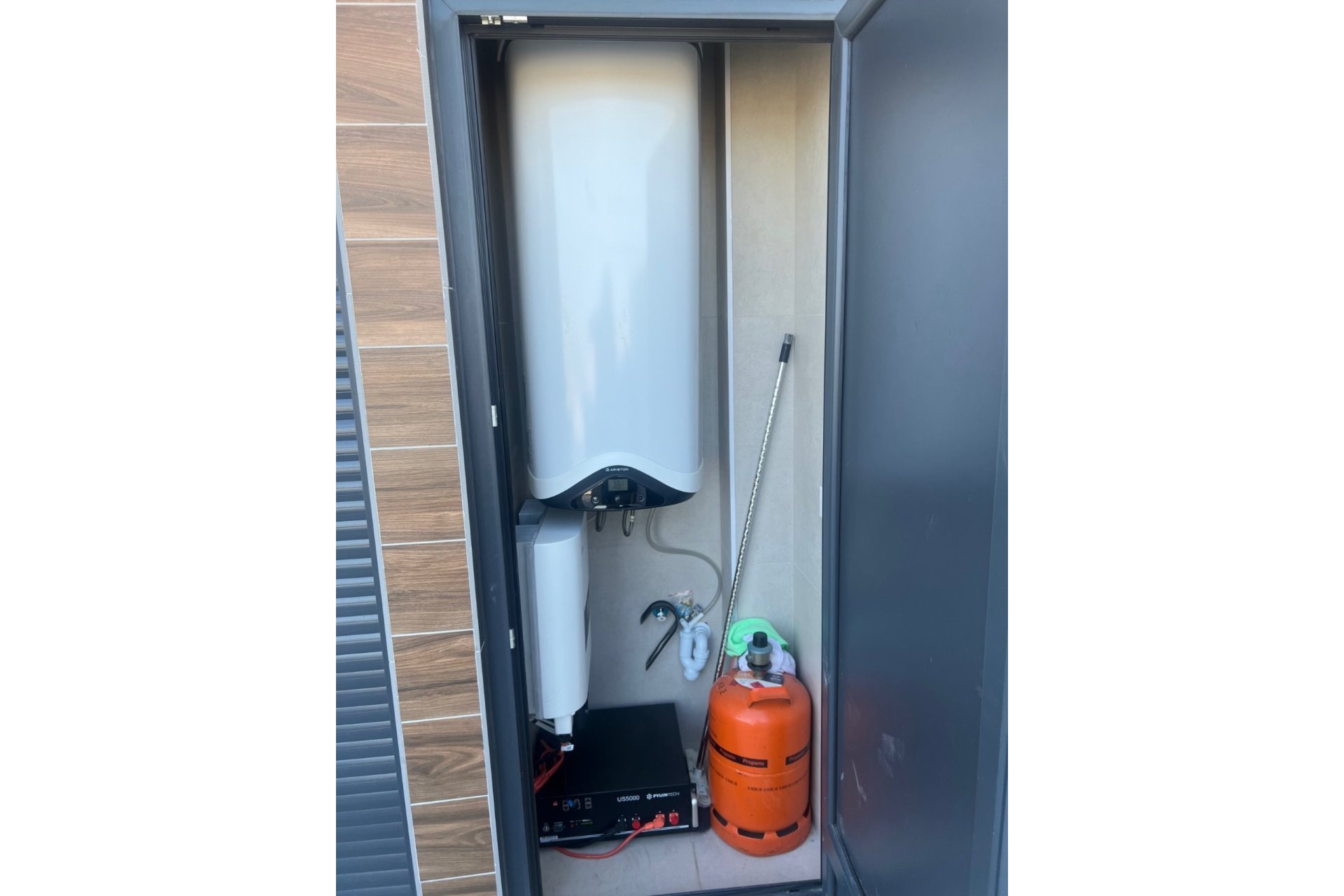 Használt Ingatlanok - Villa -
Los Montesinos - Costa Blanca