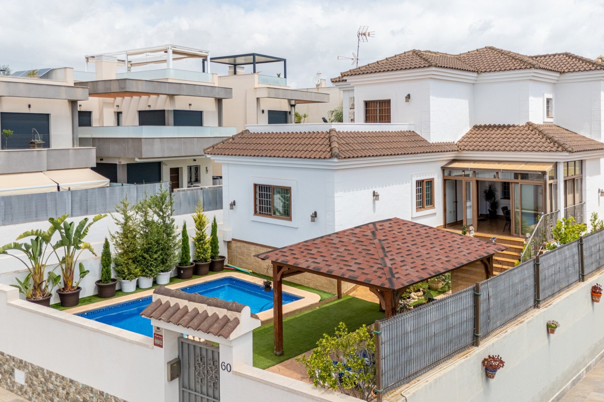 Használt Ingatlanok - Villa -
Los Montesinos - Costa Blanca