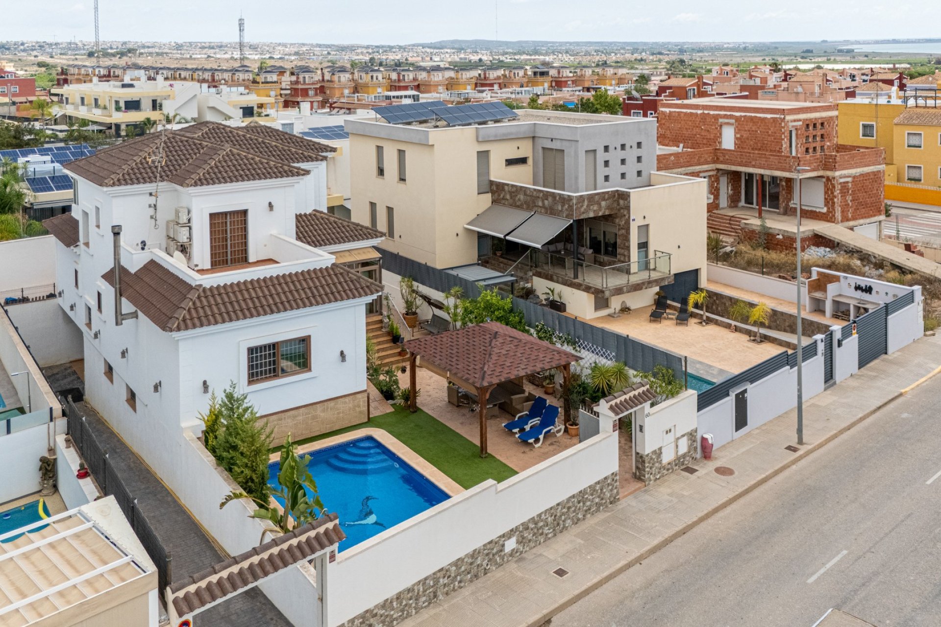 Használt Ingatlanok - Villa -
Los Montesinos - Costa Blanca