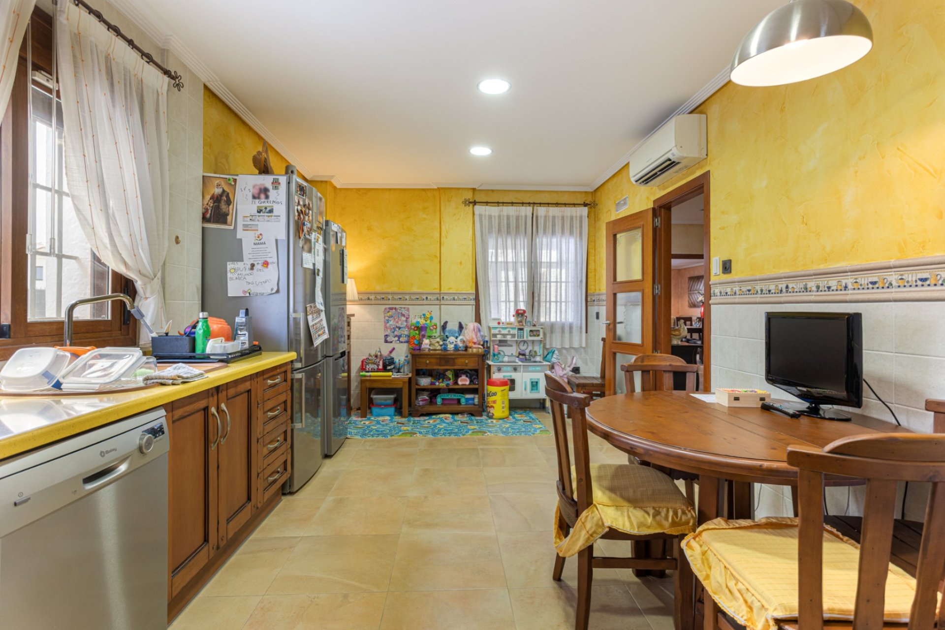 Használt Ingatlanok - Villa -
Los Montesinos - Costa Blanca