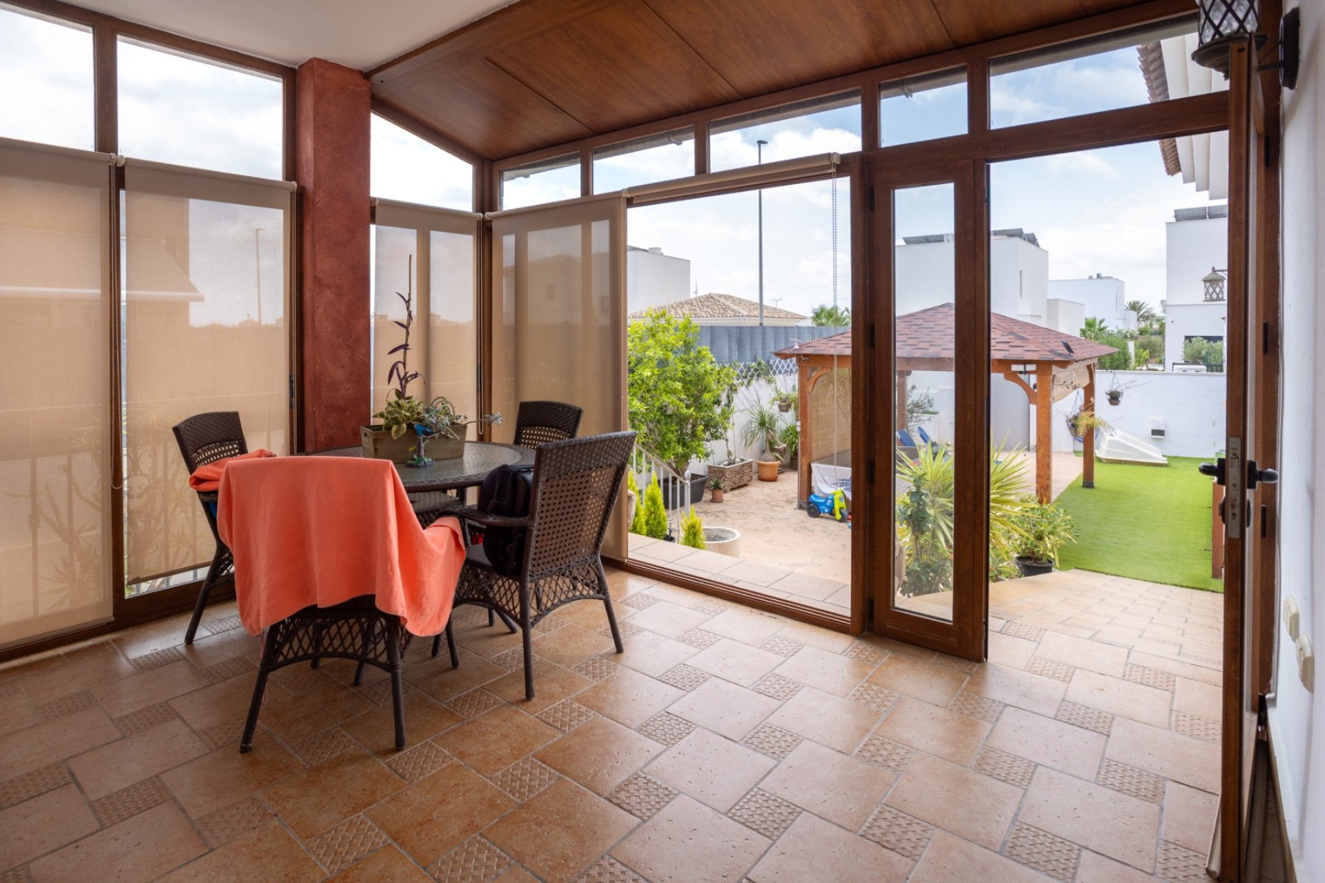 Használt Ingatlanok - Villa -
Los Montesinos - Costa Blanca