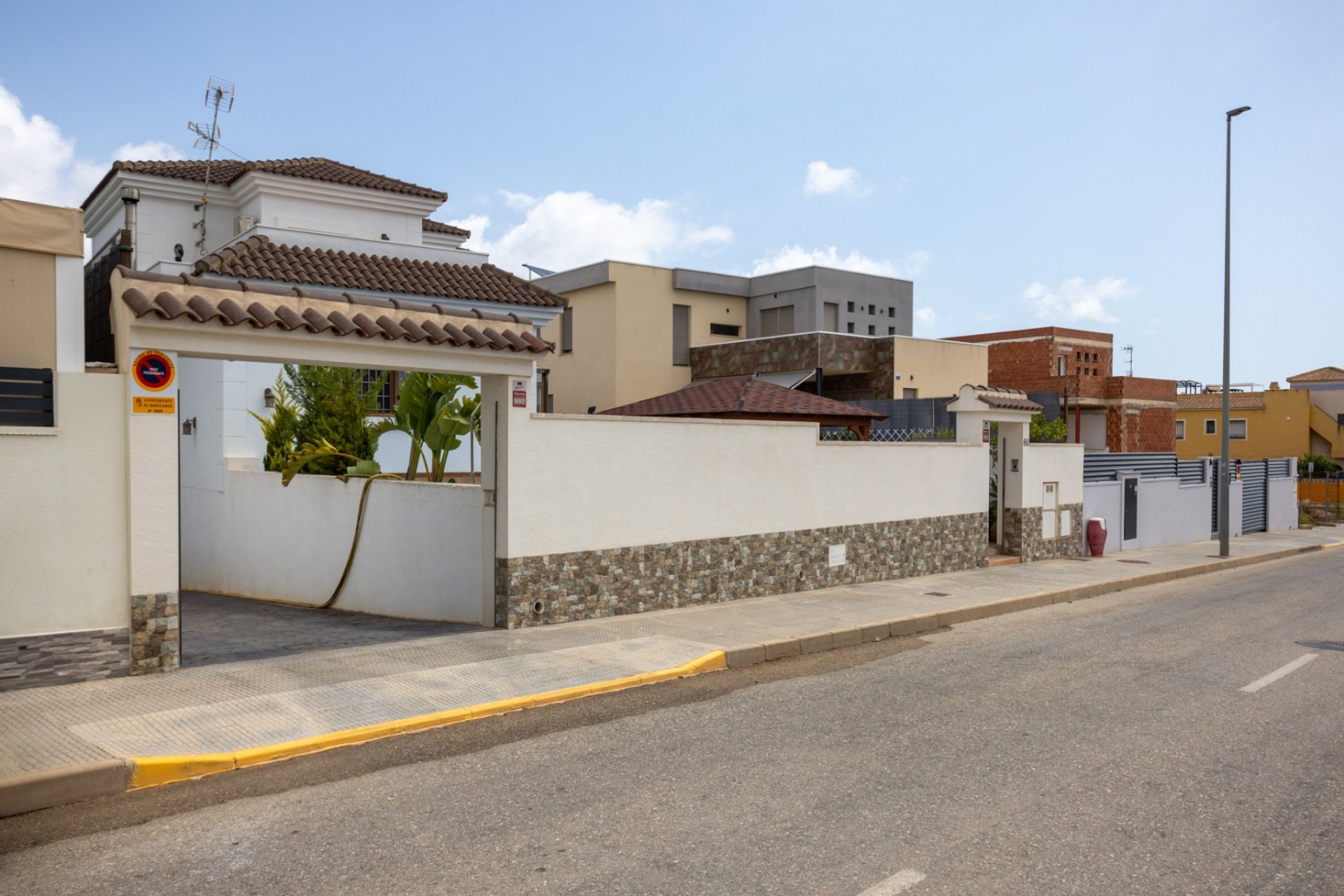 Használt Ingatlanok - Villa -
Los Montesinos - Costa Blanca