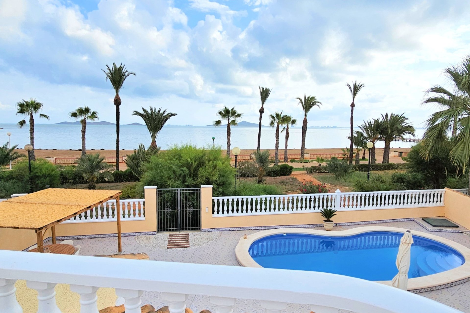 Használt Ingatlanok - Villa -
Los Urrutias - Costa Calida