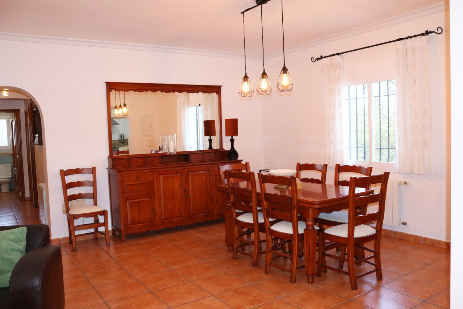Használt Ingatlanok - Villa -
Orba - Inland