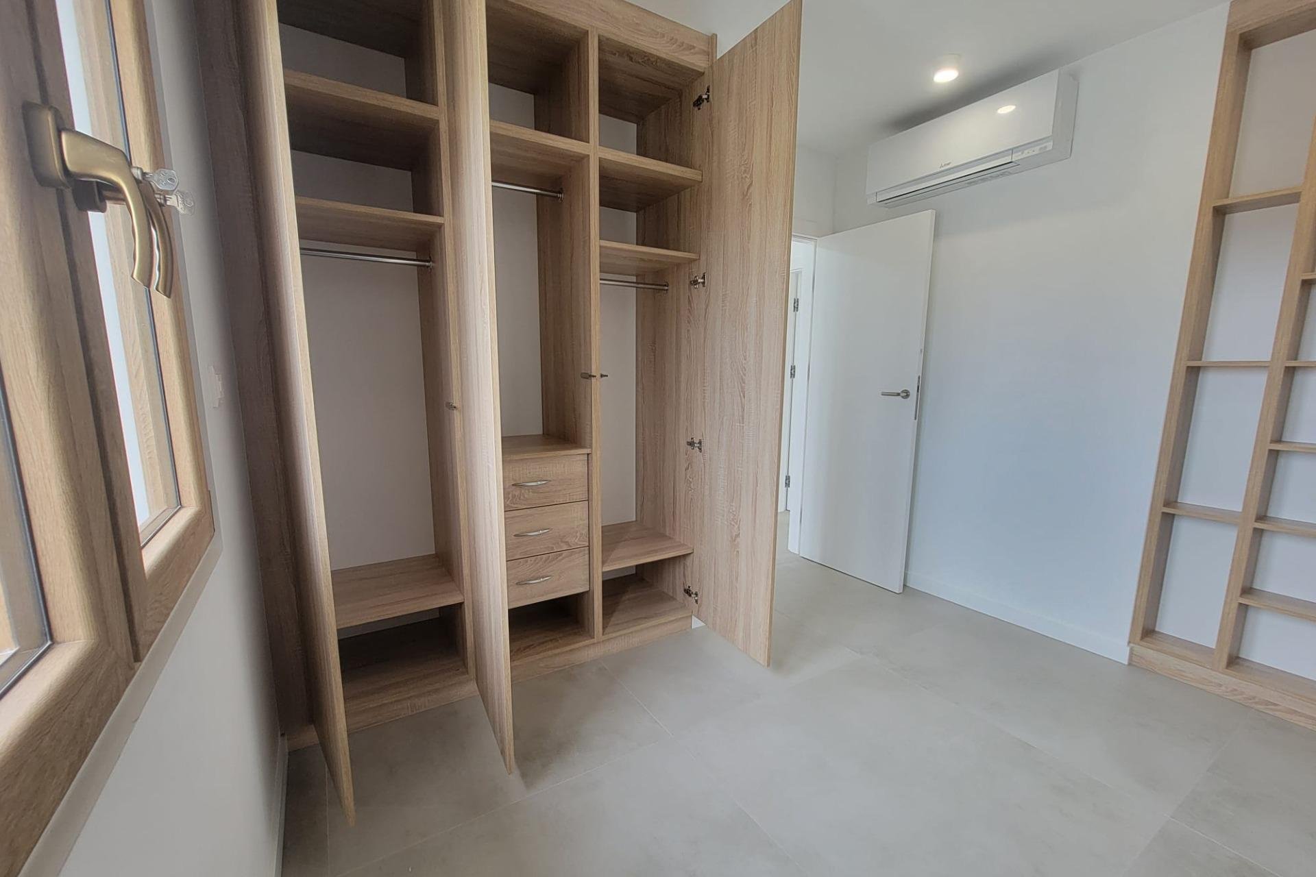 Használt Ingatlanok - Villa -
Orihuela Costa - Cabo Roig