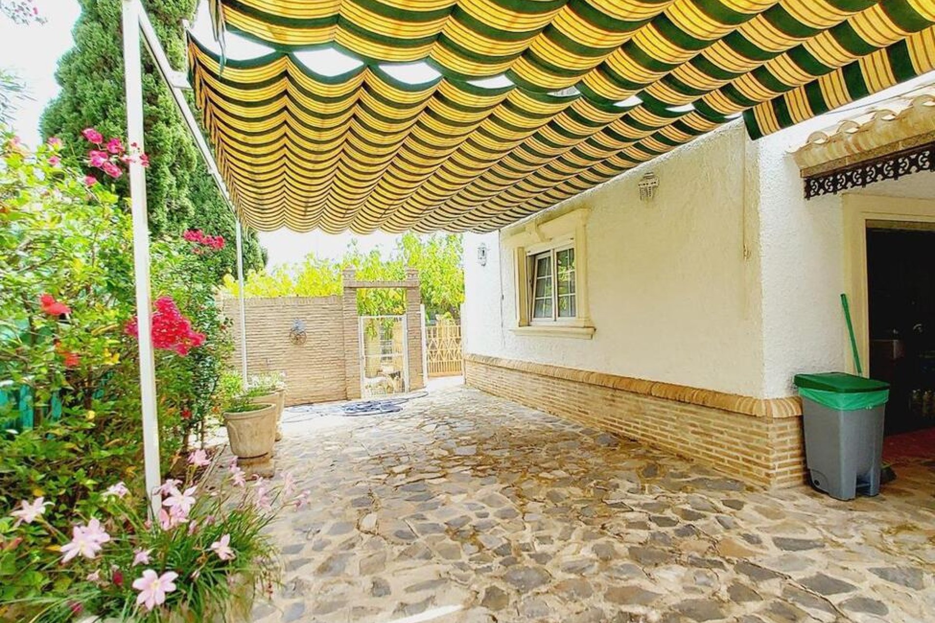 Használt Ingatlanok - Villa -
Orihuela Costa - Cabo Roig