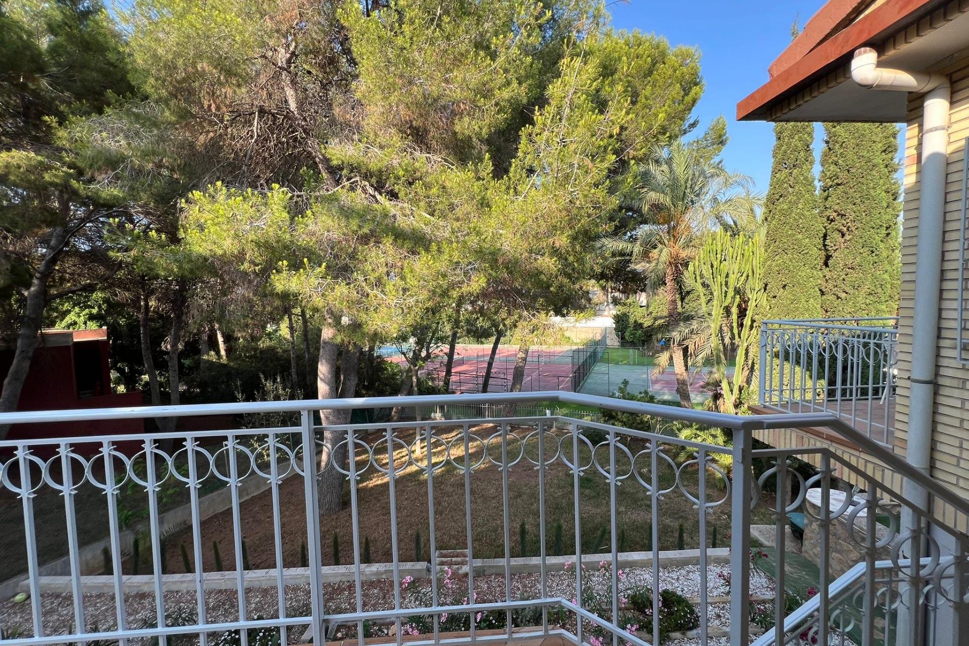Használt Ingatlanok - Villa -
Orihuela Costa - Campoamor