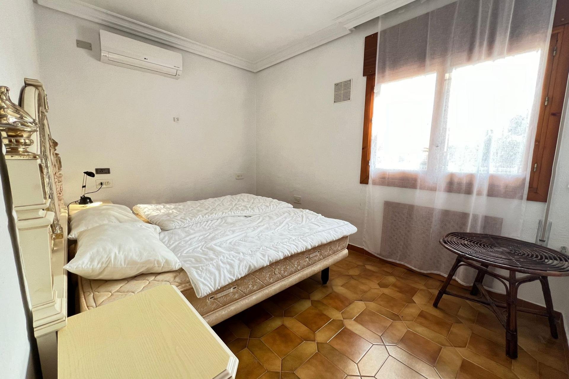 Használt Ingatlanok - Villa -
Orihuela Costa - Campoamor