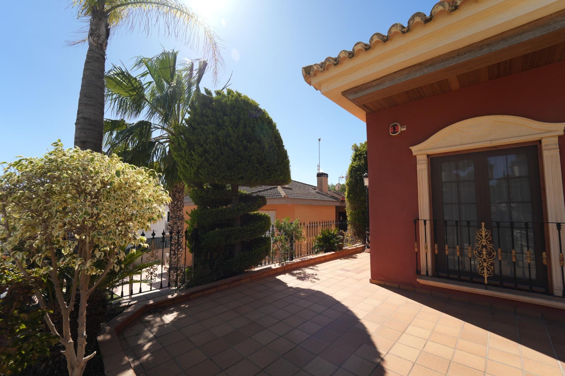 Használt Ingatlanok - Villa -
Orihuela Costa - Campoamor