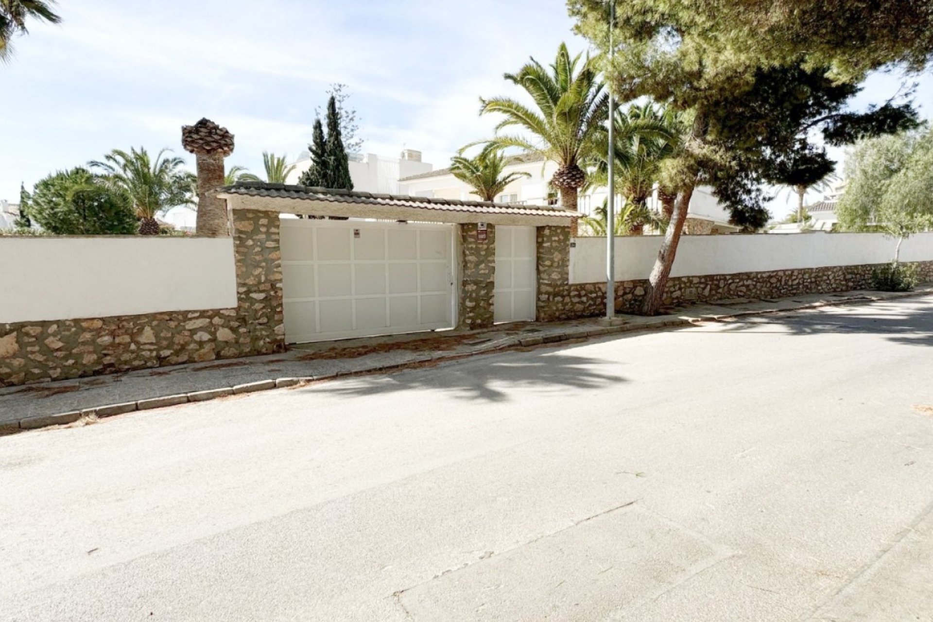 Használt Ingatlanok - Villa -
Orihuela Costa - Costa Blanca