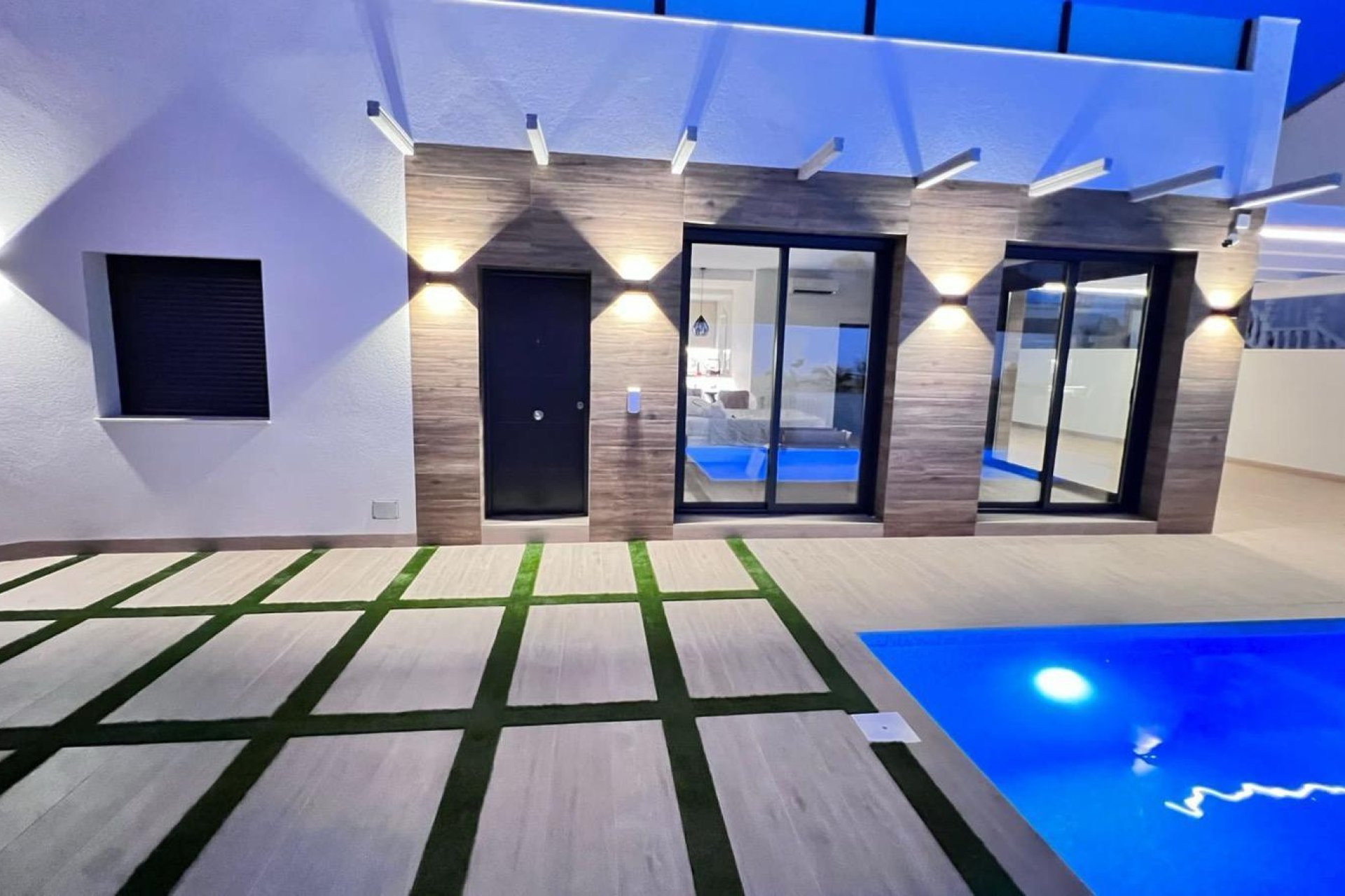 Használt Ingatlanok - Villa -
Orihuela Costa - Costa Blanca