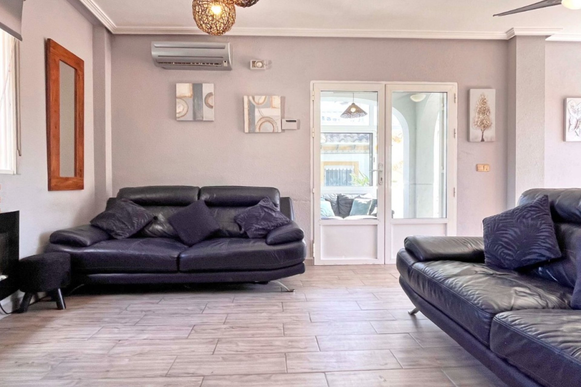 Használt Ingatlanok - Villa -
Orihuela Costa - Costa Blanca