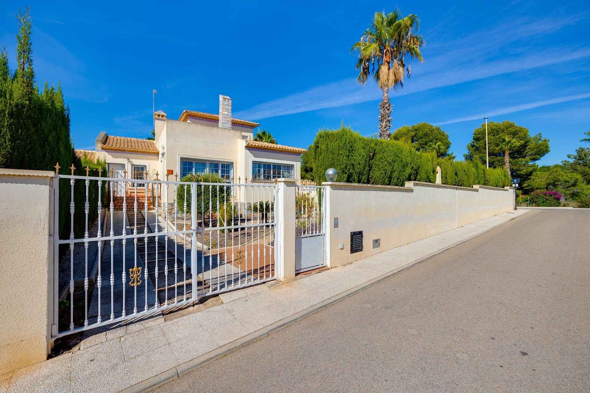 Használt Ingatlanok - Villa -
Orihuela Costa - Costa Blanca