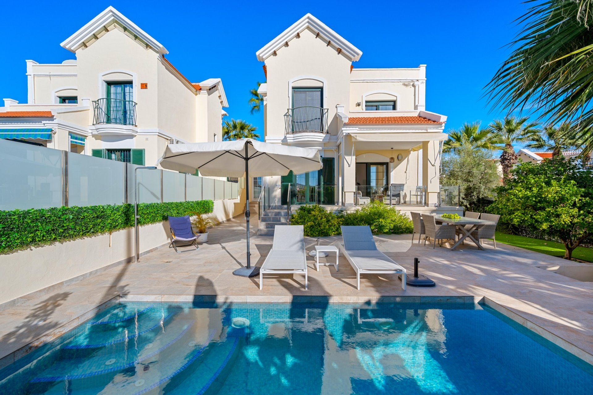 Használt Ingatlanok - Villa -
Orihuela Costa - Costa Blanca