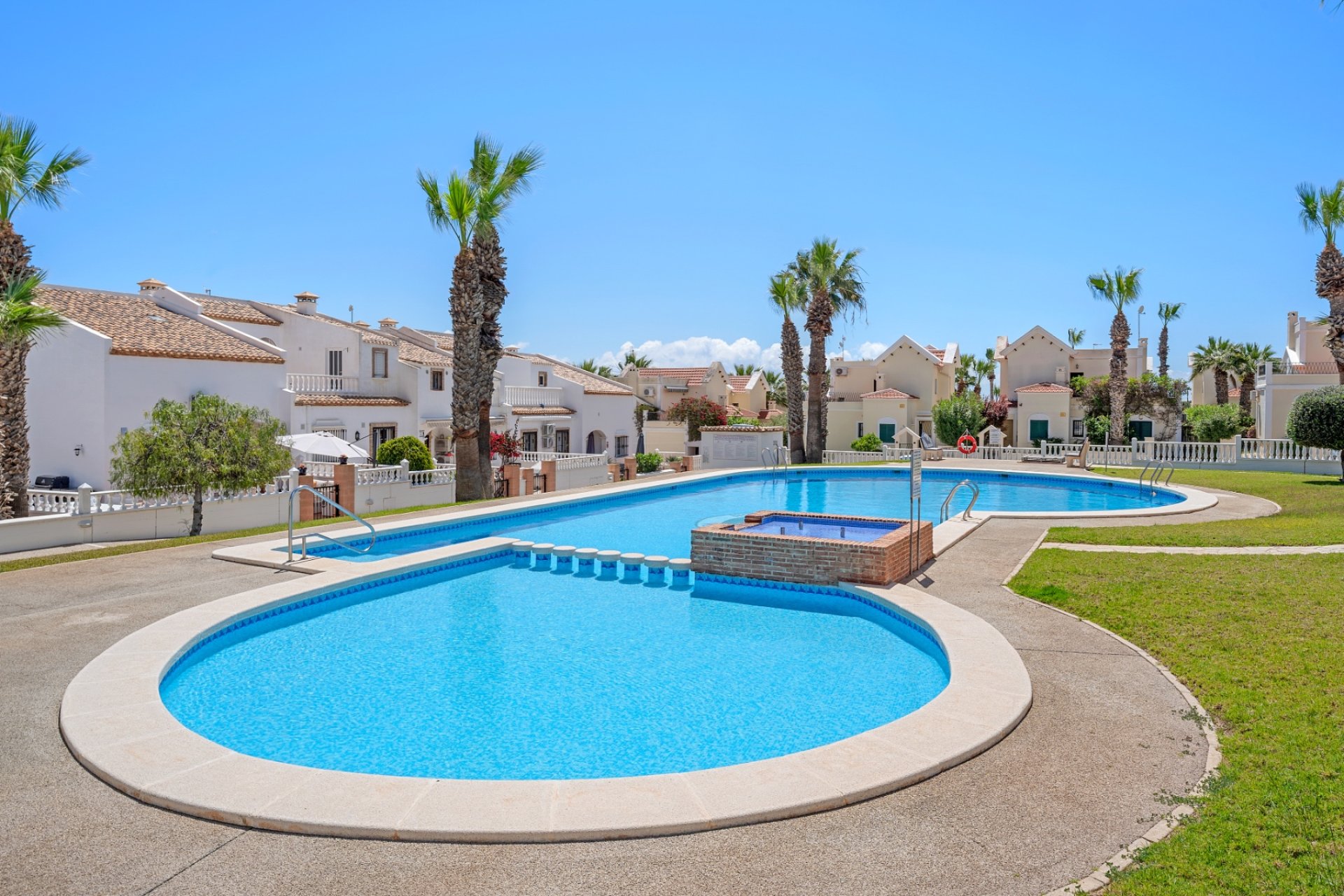 Használt Ingatlanok - Villa -
Orihuela Costa - Costa Blanca