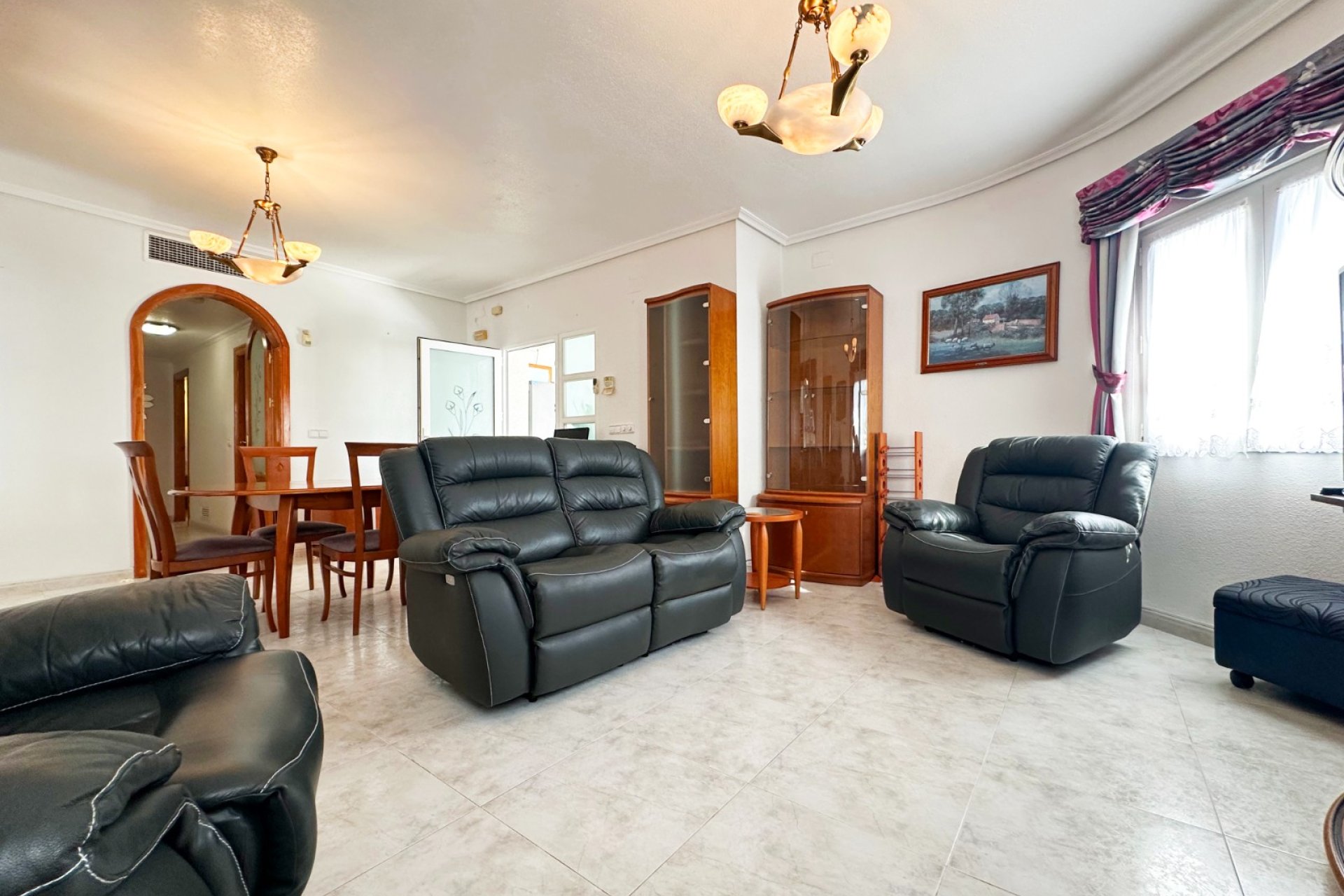 Használt Ingatlanok - Villa -
Orihuela Costa - Costa Blanca