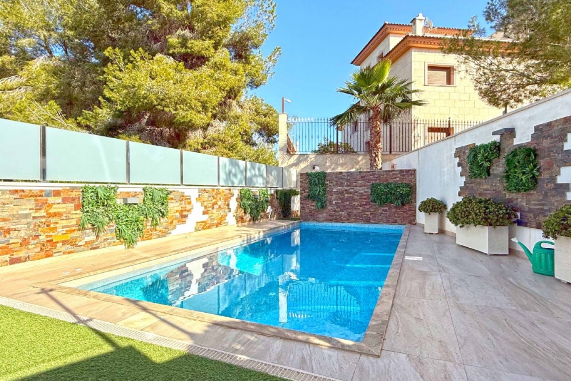 Használt Ingatlanok - Villa -
Orihuela Costa - Costa Blanca