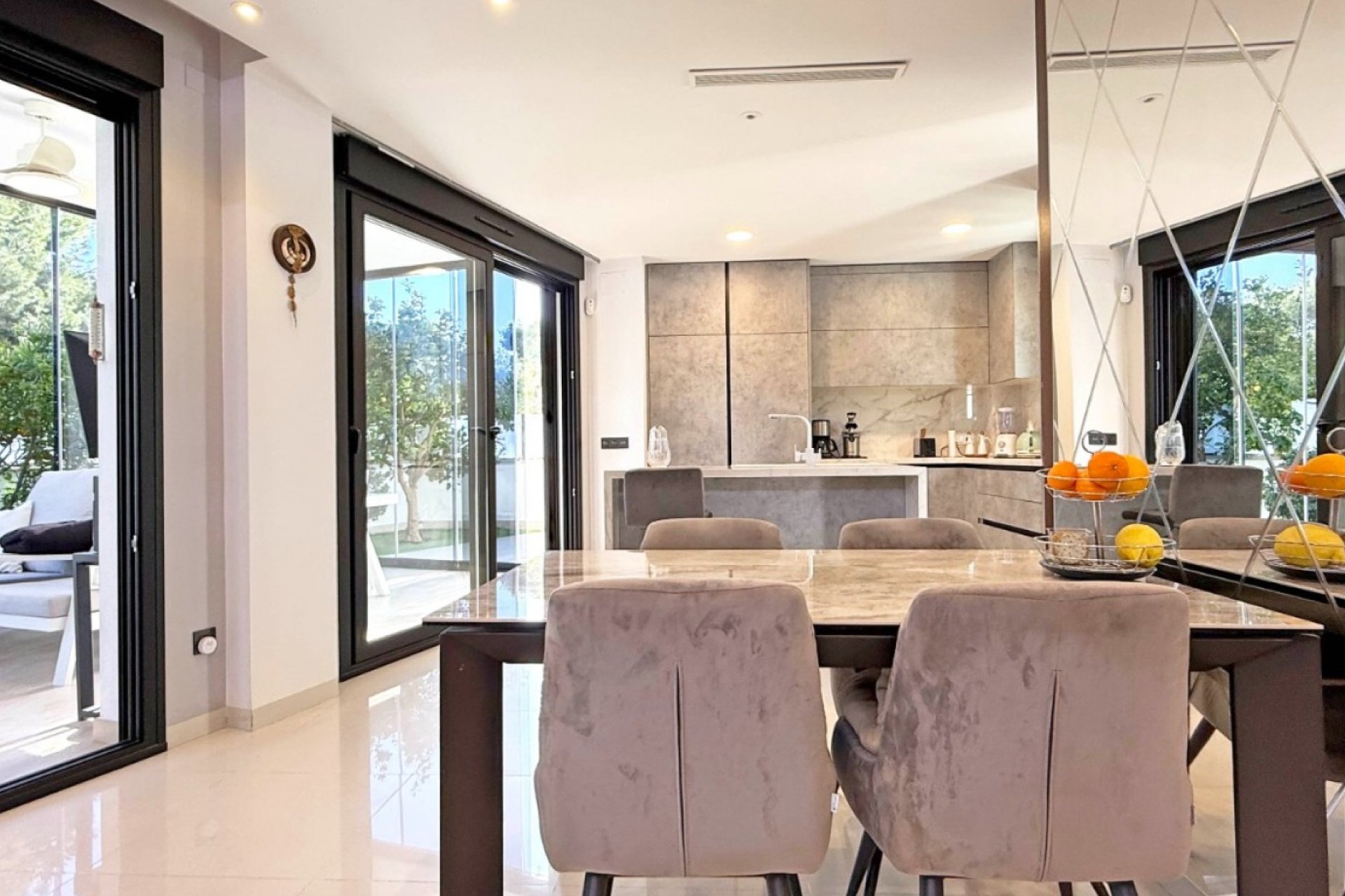 Használt Ingatlanok - Villa -
Orihuela Costa - Costa Blanca