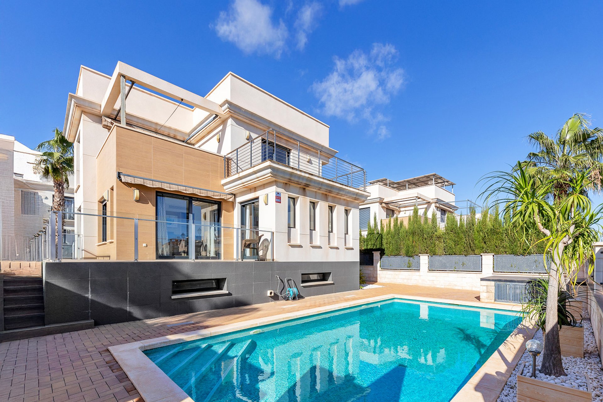 Használt Ingatlanok - Villa -
Orihuela Costa - Costa Blanca