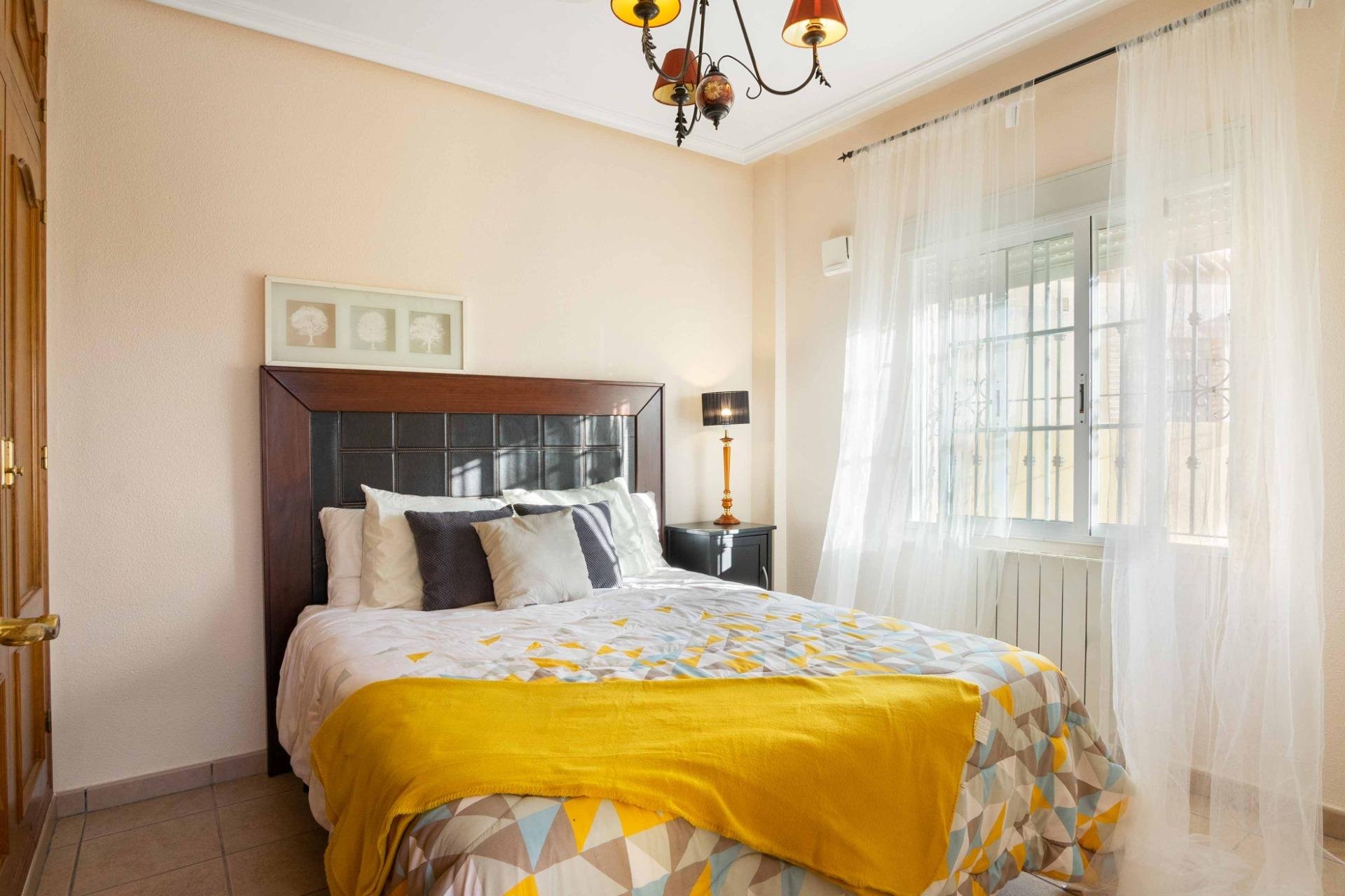 Használt Ingatlanok - Villa -
Orihuela Costa - La Florida