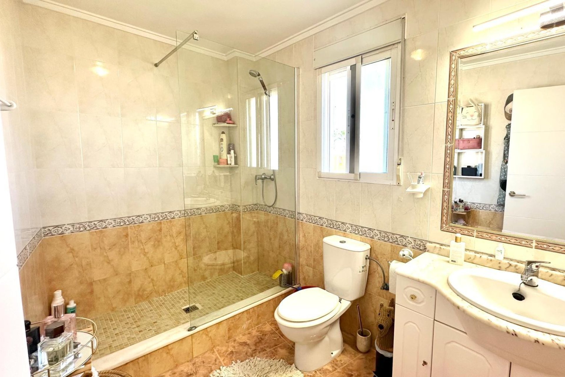 Használt Ingatlanok - Villa -
Orihuela Costa - La Regia