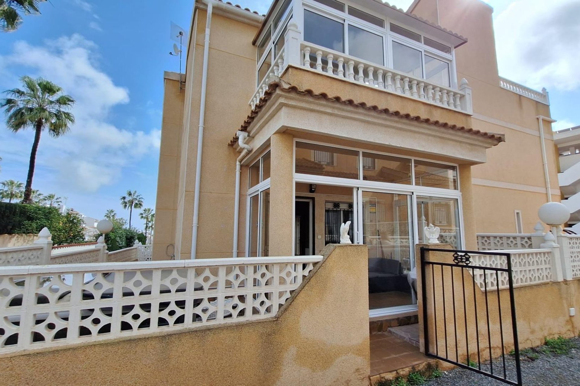 Használt Ingatlanok - Villa -
Orihuela Costa - Villamartín-las Filipinas