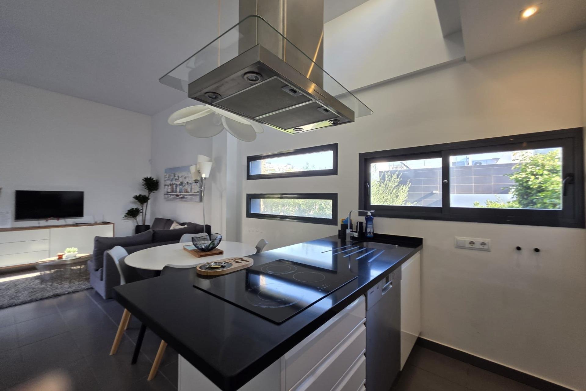 Használt Ingatlanok - Villa -
Orihuela Costa - Villamartín