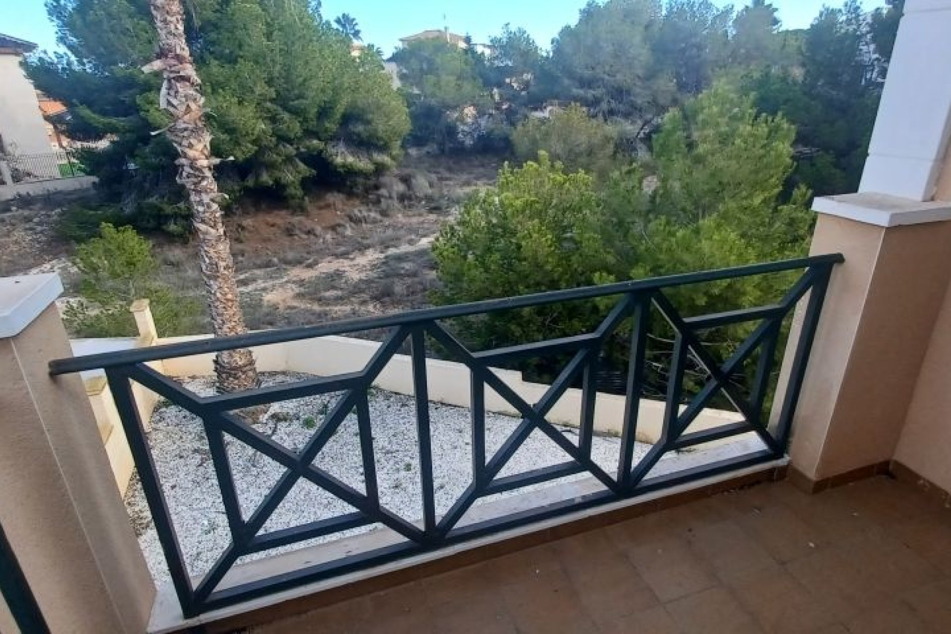 Használt Ingatlanok - Villa -
Orihuela - Inland