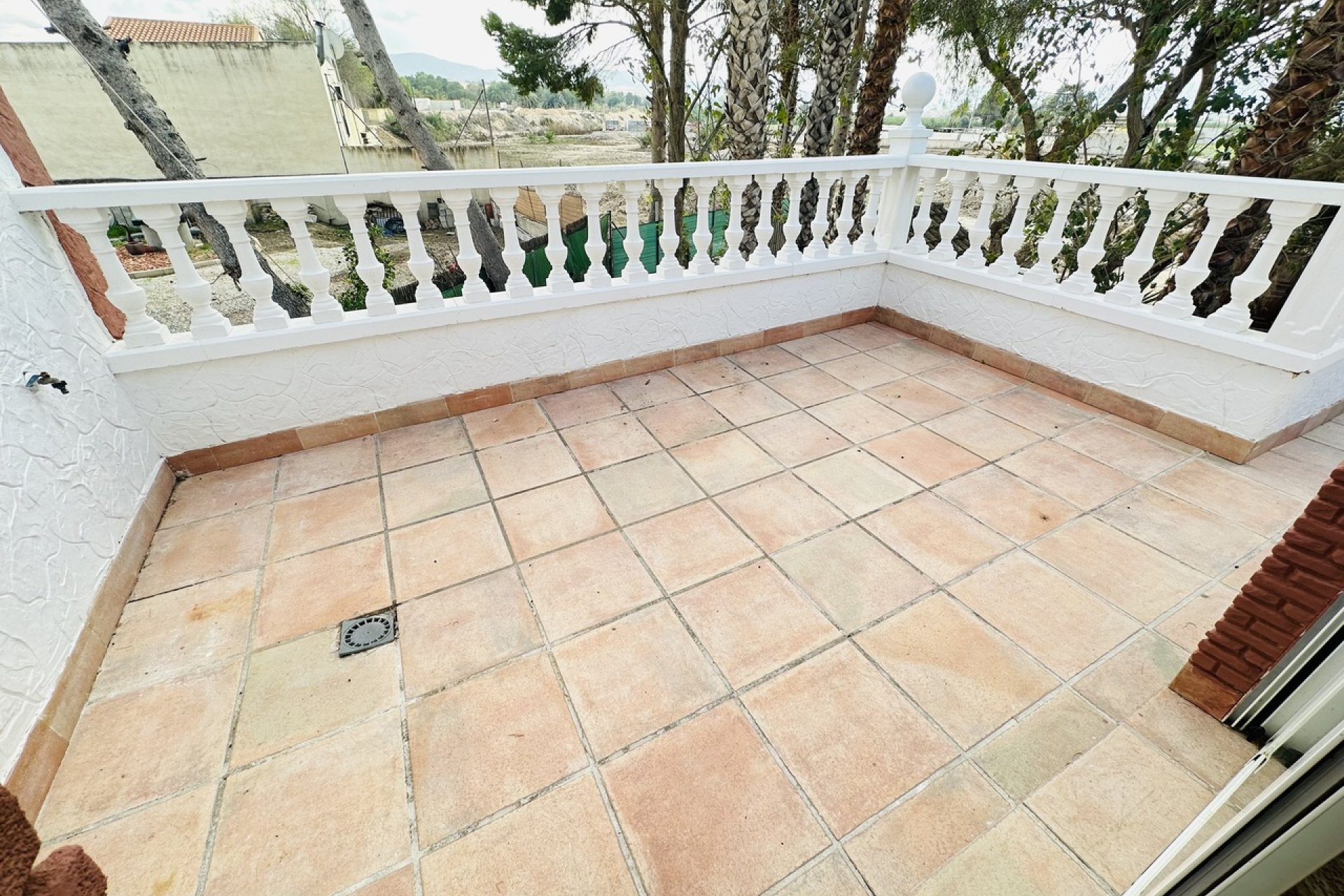 Használt Ingatlanok - Villa -
Orihuela - Inland
