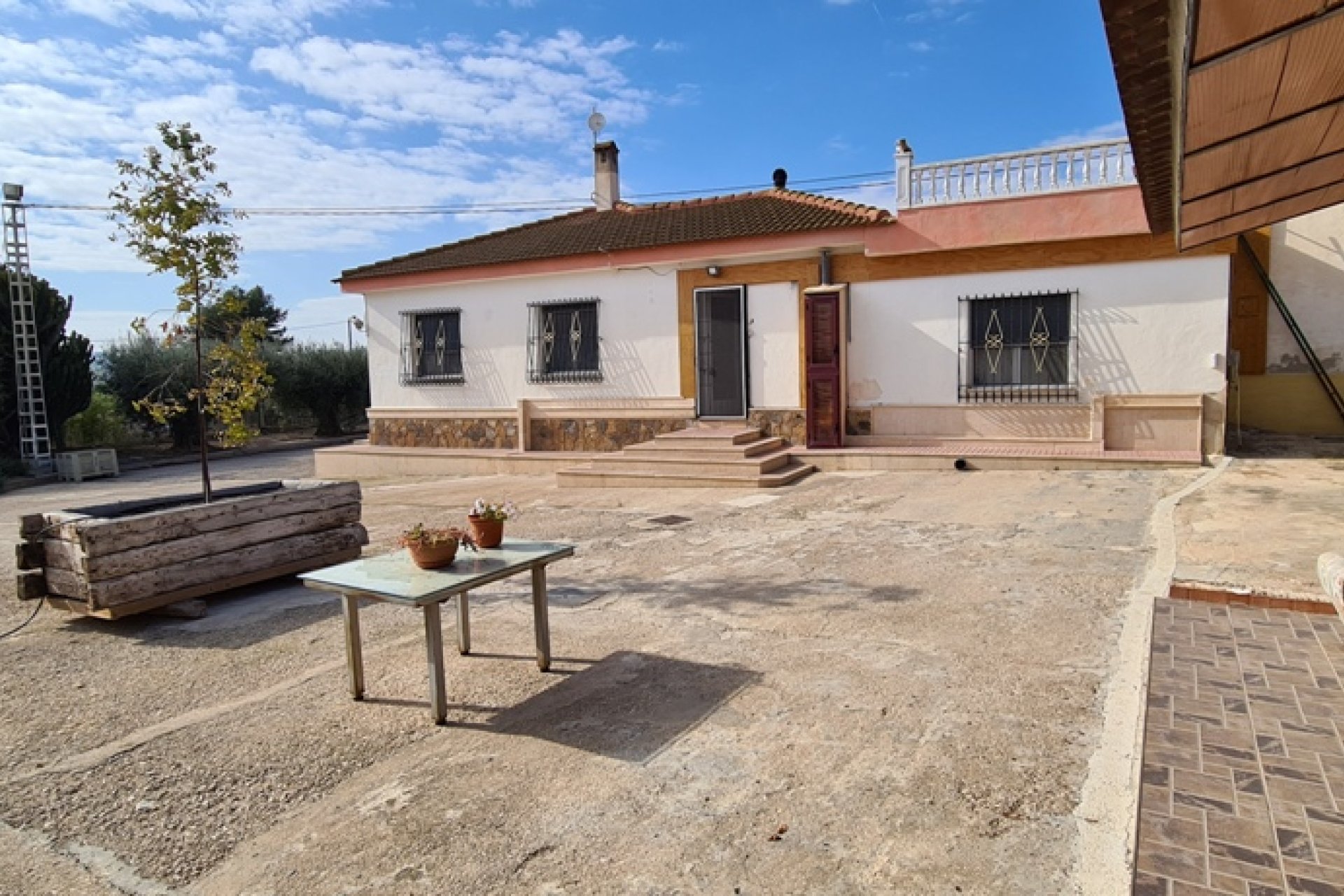Használt Ingatlanok - Villa -
Orihuela - Inland