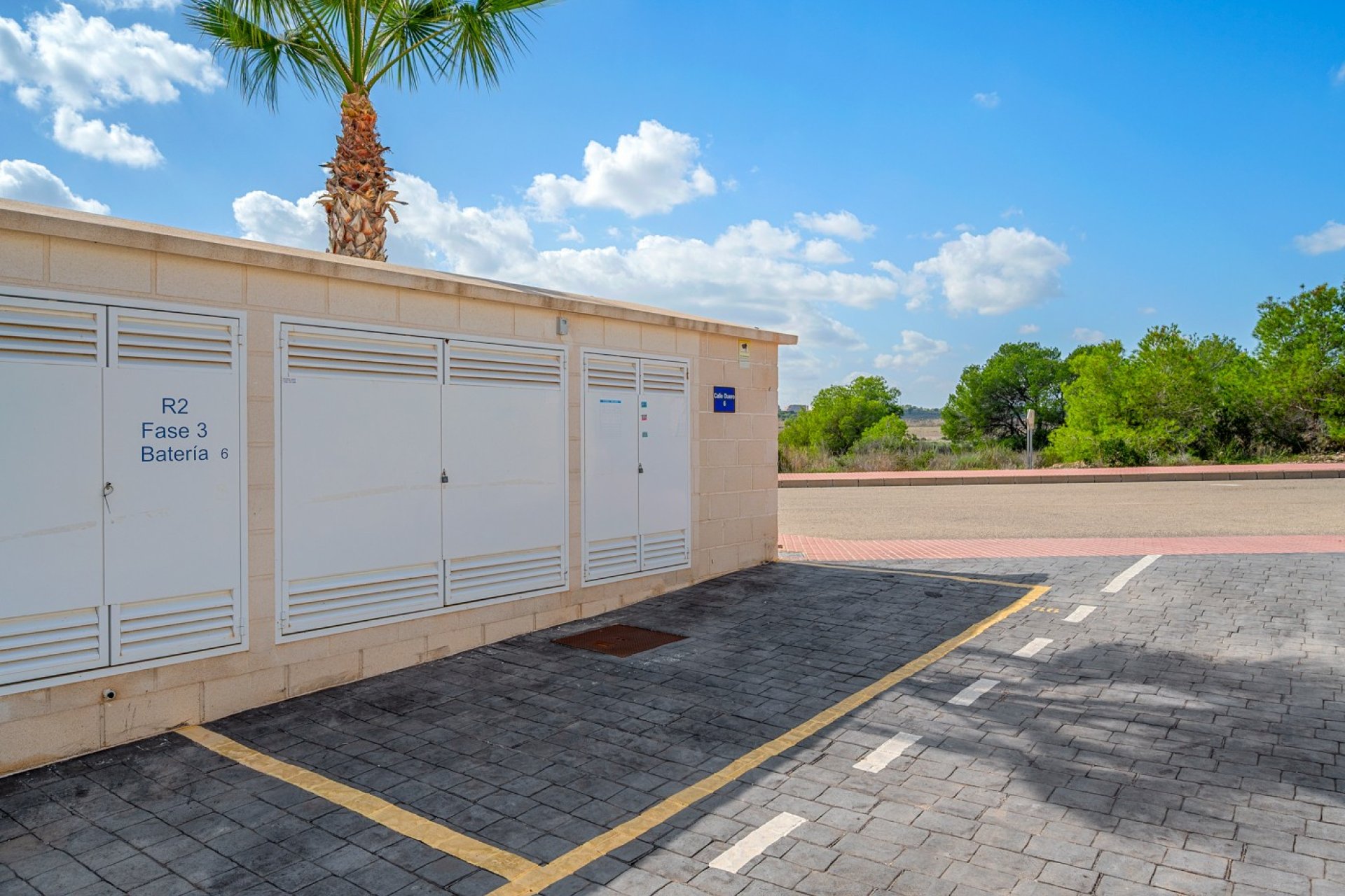 Használt Ingatlanok - Villa -
Orihuela - Inland