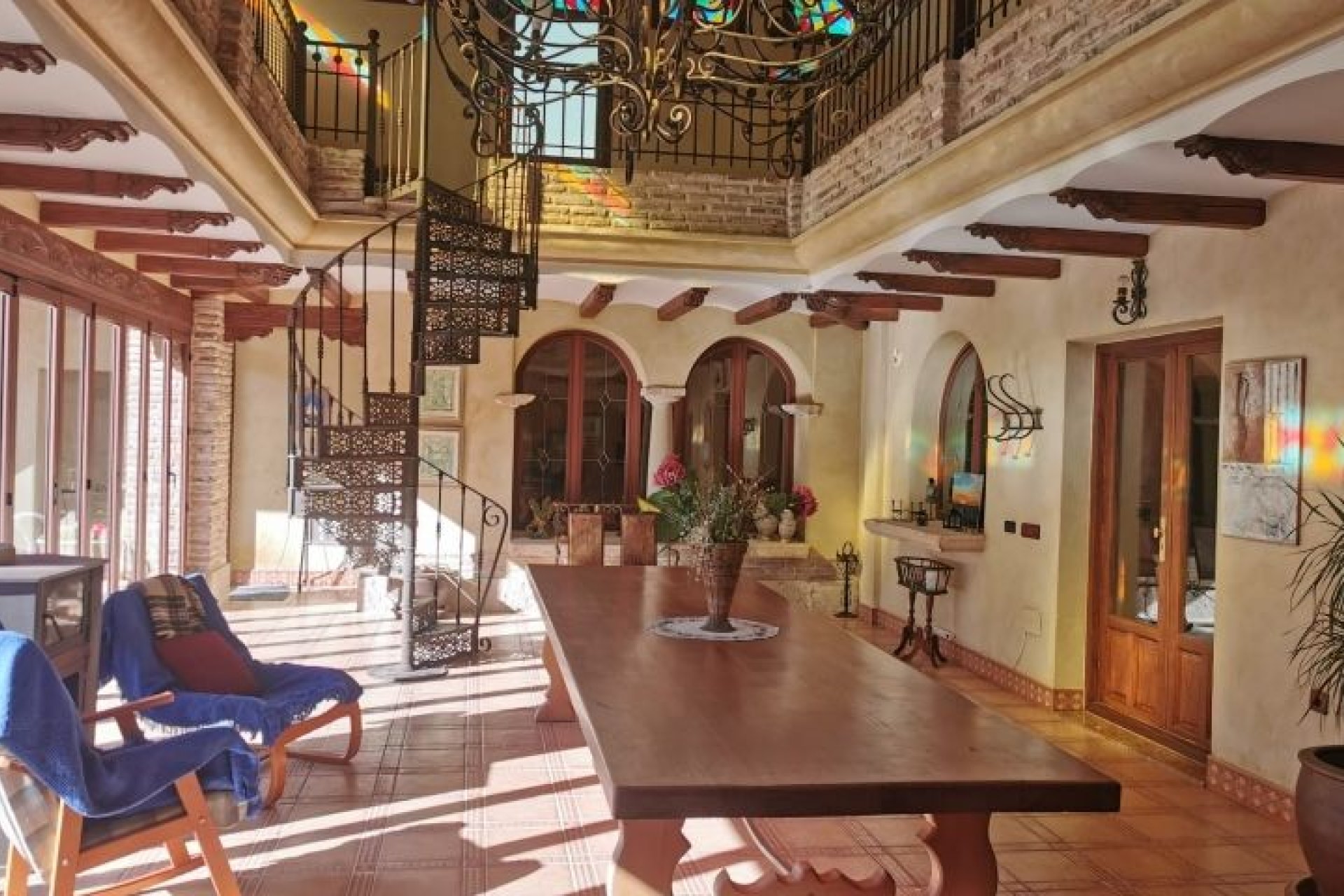 Használt Ingatlanok - Villa -
Orihuela - Inland