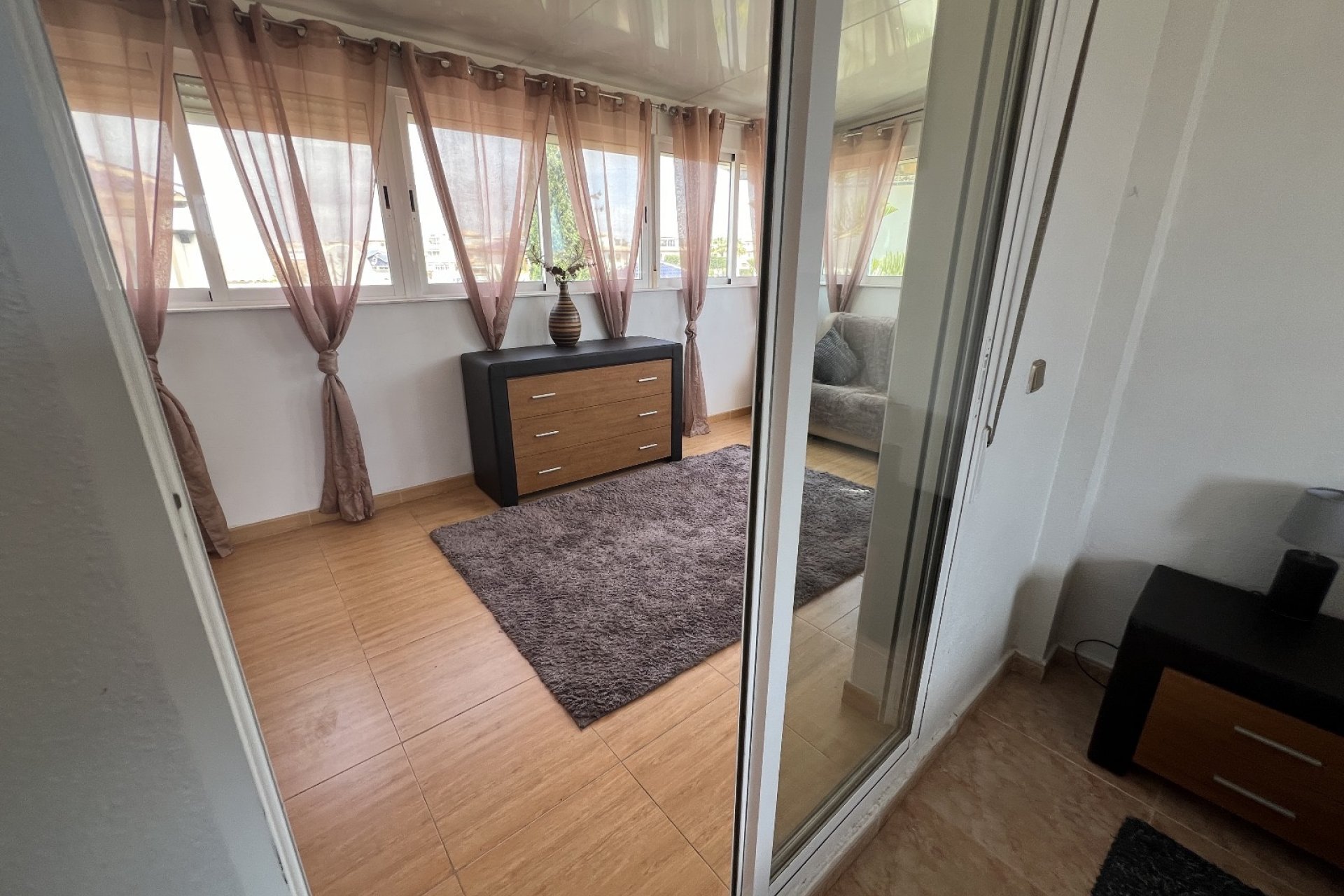 Használt Ingatlanok - Villa -
Orihuela - Inland