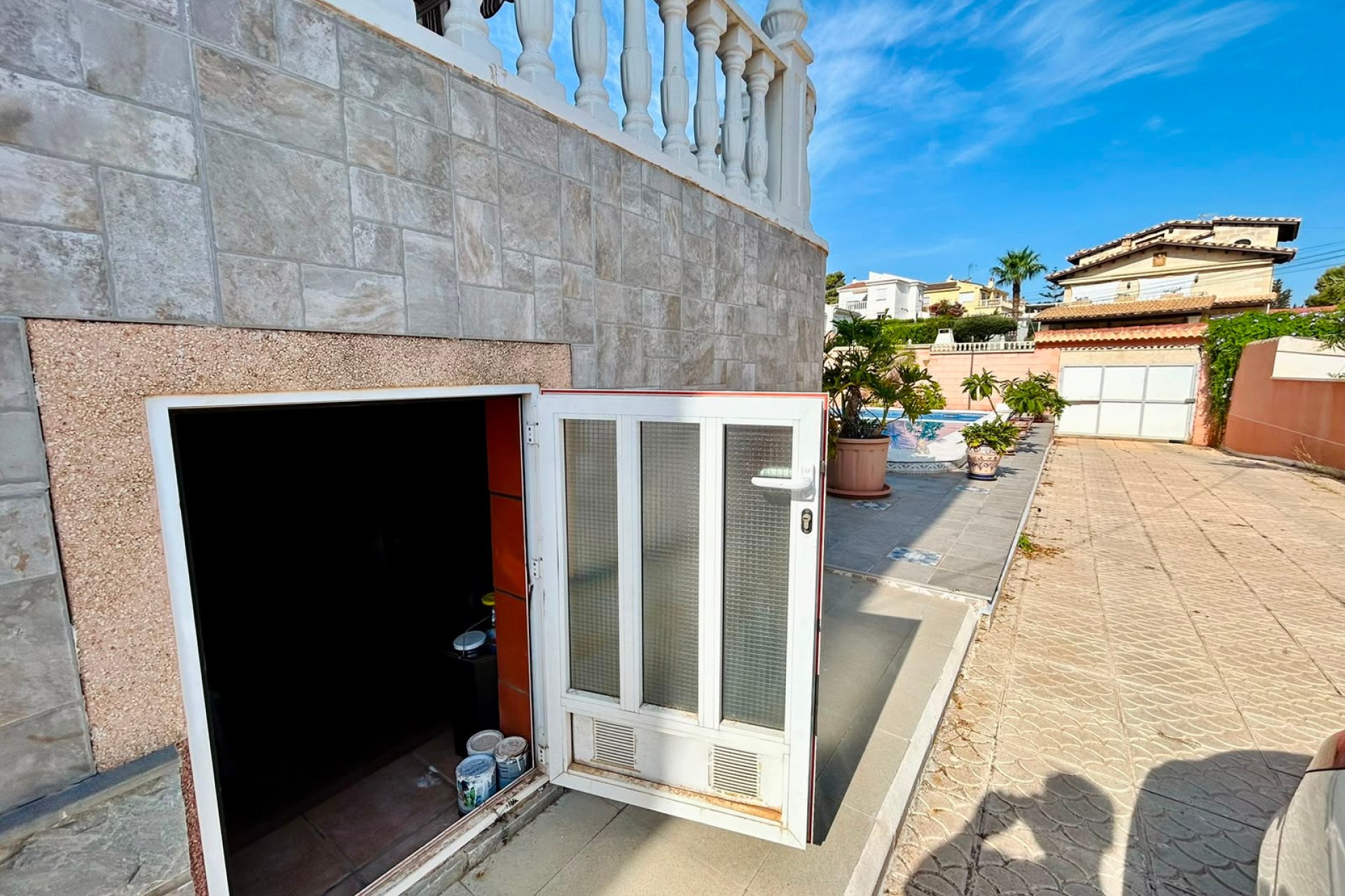 Használt Ingatlanok - Villa -
Orihuela - Inland