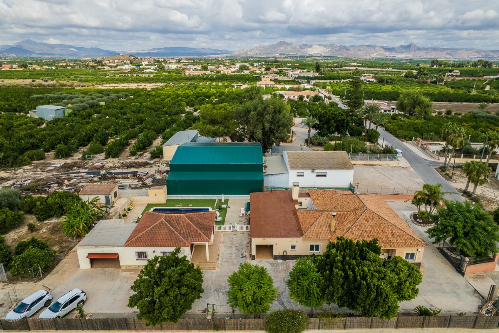 Használt Ingatlanok - Villa -
Orihuela - Inland