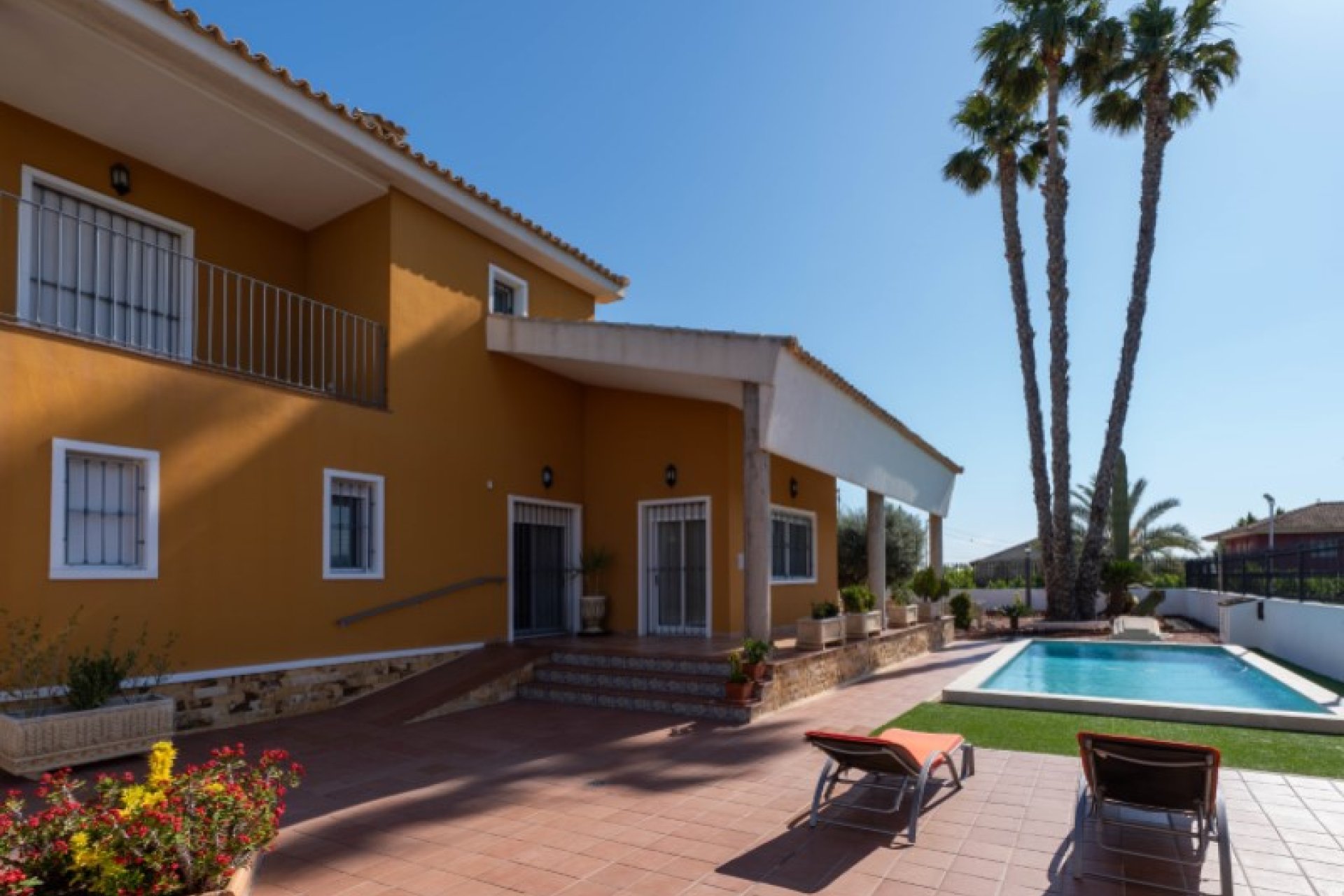 Használt Ingatlanok - Villa -
Orihuela - Inland