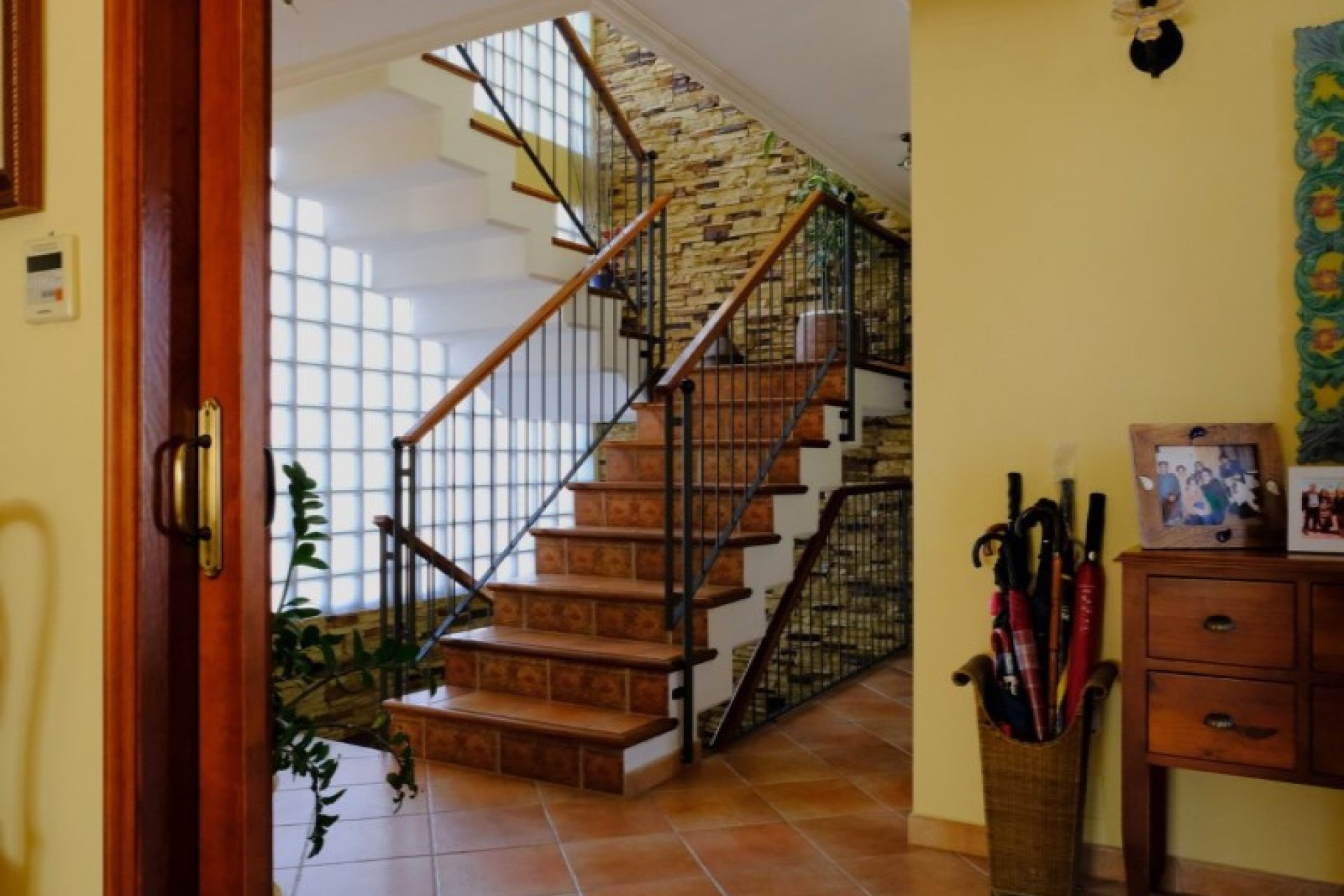 Használt Ingatlanok - Villa -
Orihuela - Inland