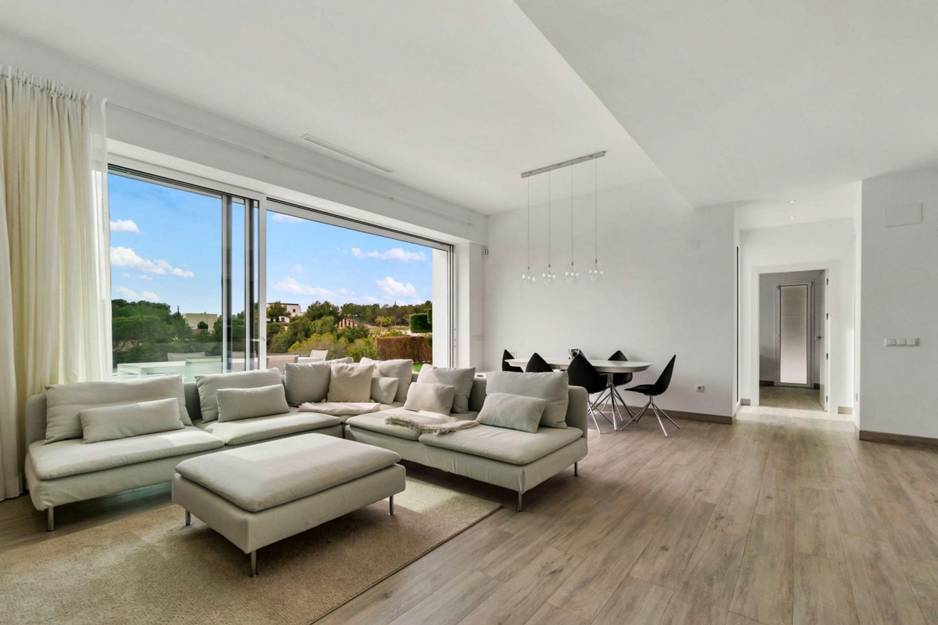 Használt Ingatlanok - Villa -
Orihuela - Las Colinas Golf