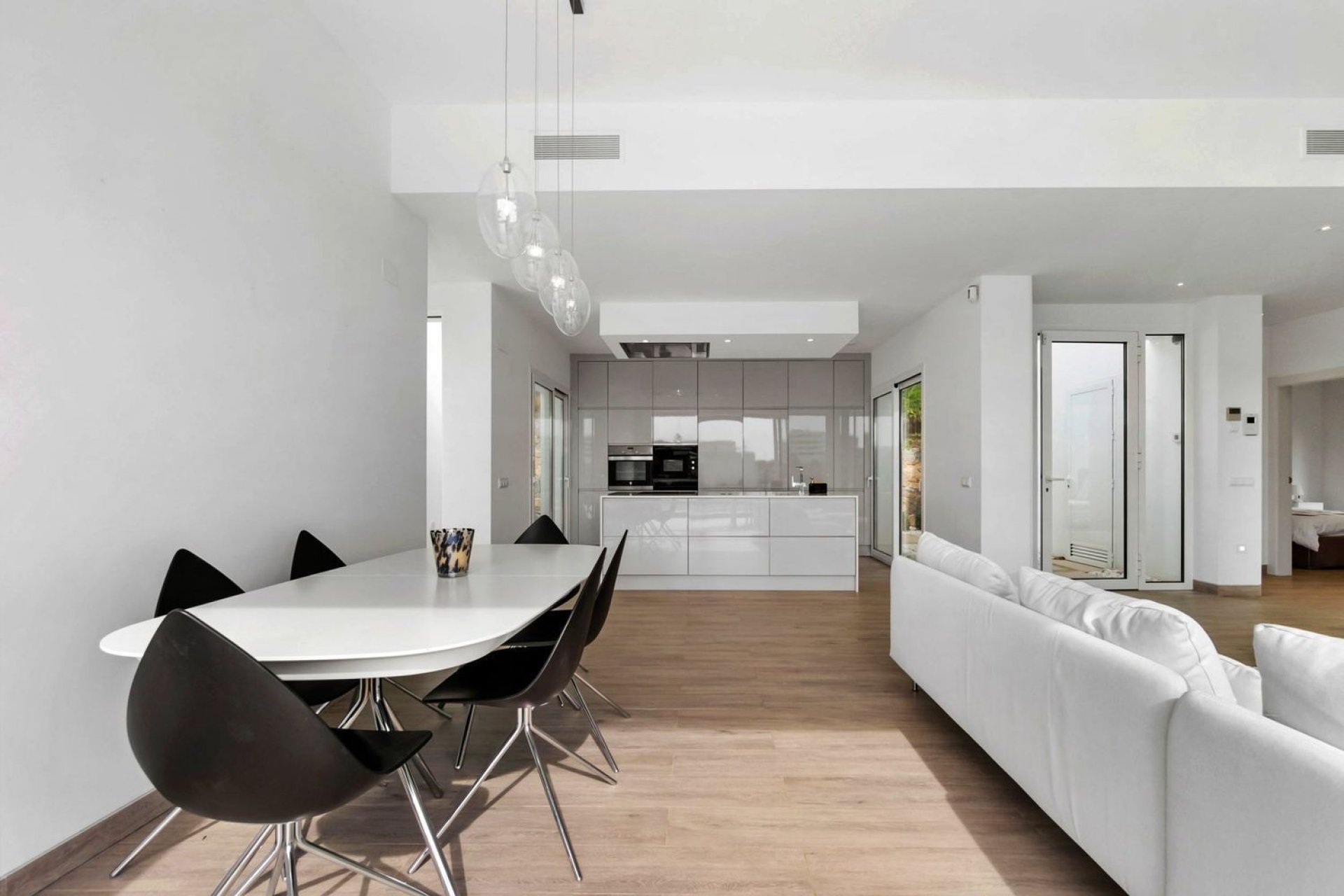 Használt Ingatlanok - Villa -
Orihuela - Las Colinas Golf