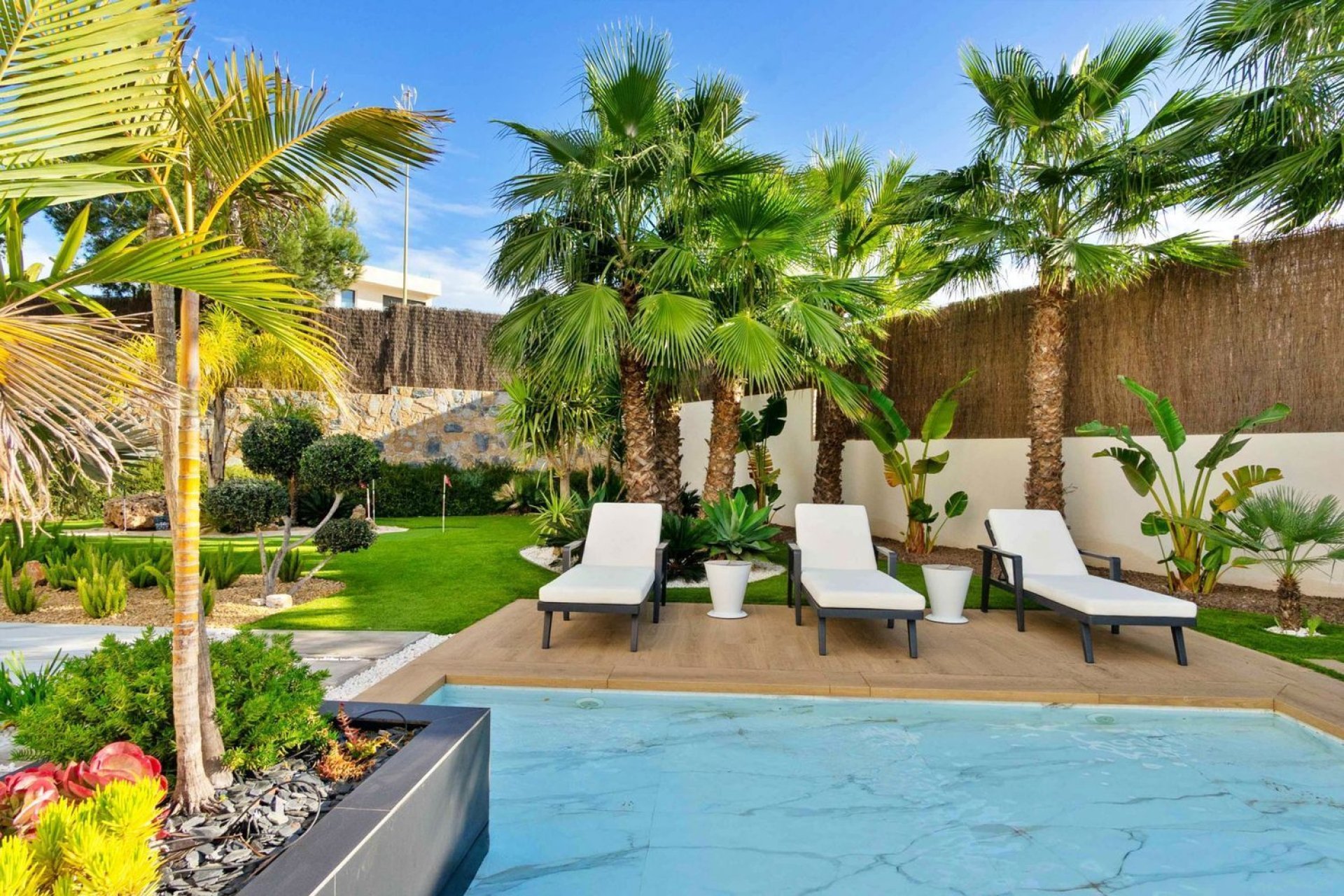 Használt Ingatlanok - Villa -
Orihuela - Las Colinas Golf