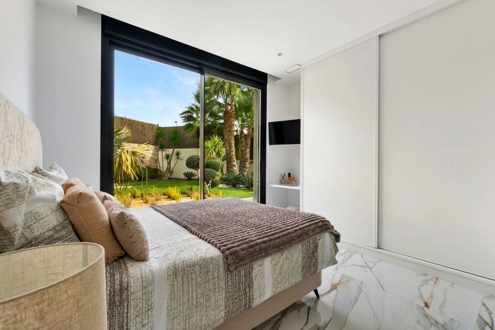 Használt Ingatlanok - Villa -
Orihuela - Las Colinas Golf