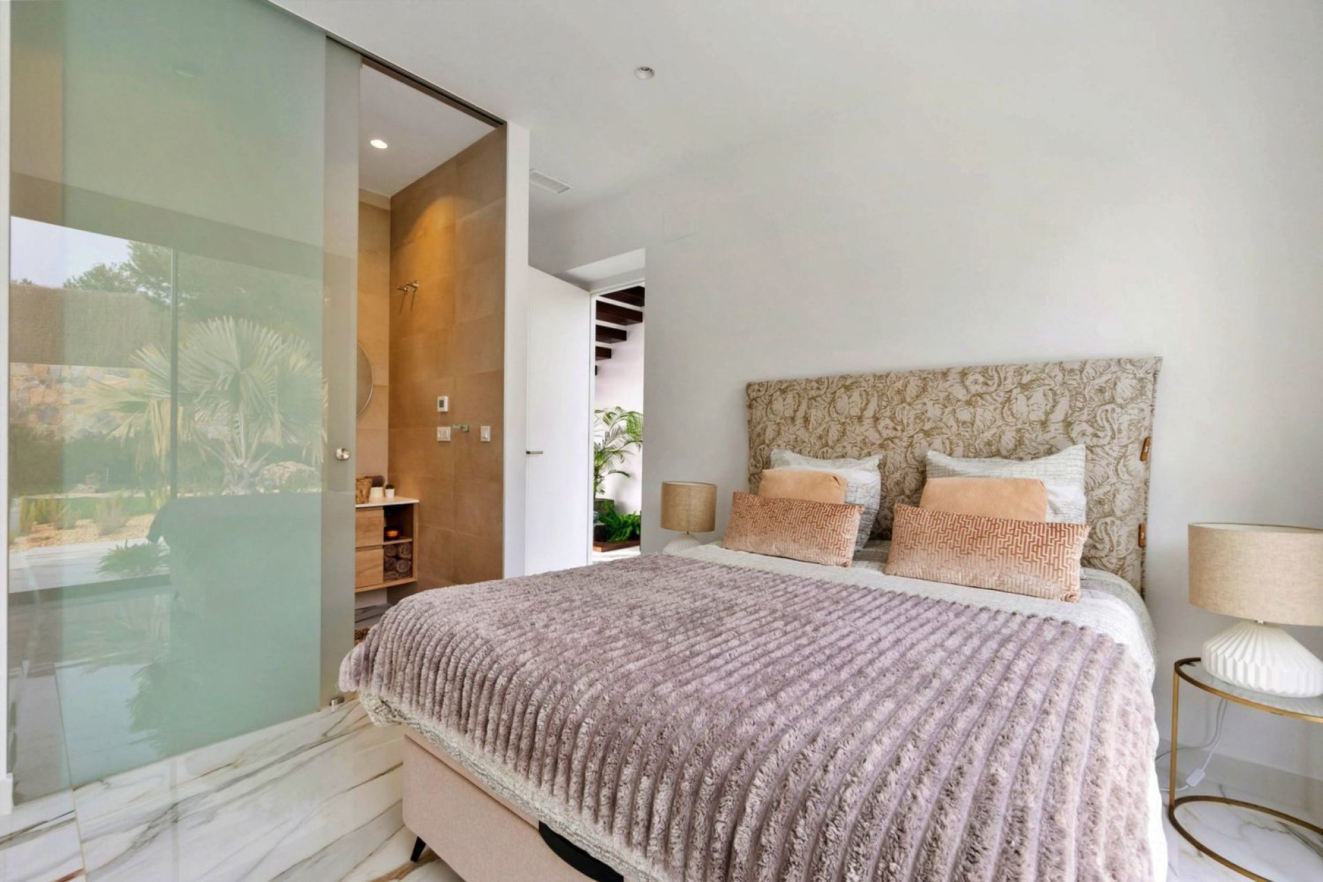 Használt Ingatlanok - Villa -
Orihuela - Las Colinas Golf