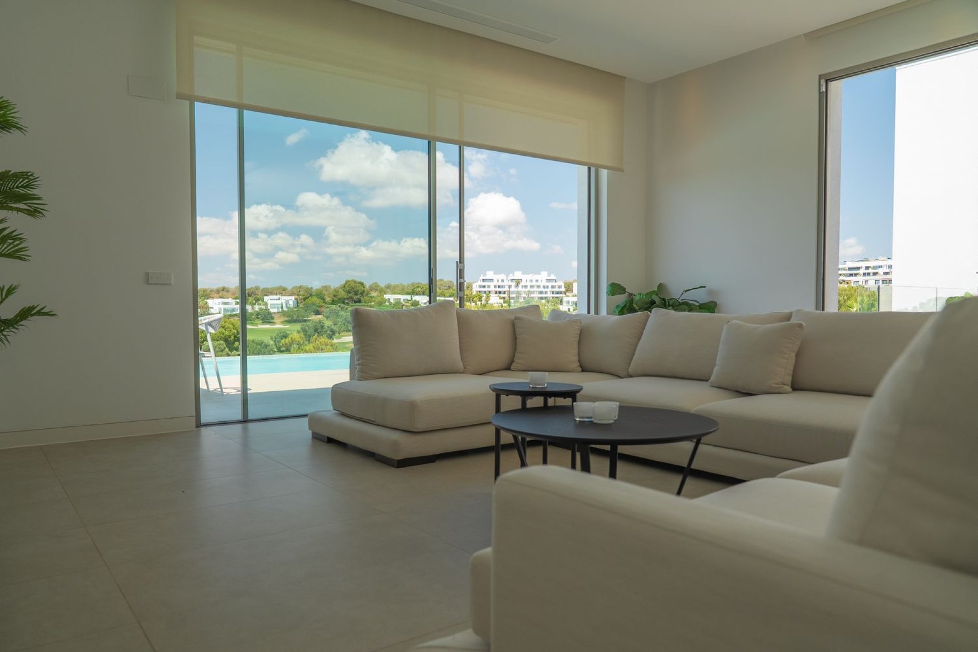 Használt Ingatlanok - Villa -
Orihuela - Las Colinas Golf