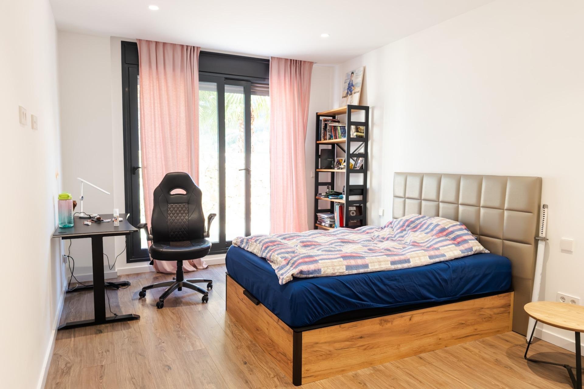 Használt Ingatlanok - Villa -
Orihuela - Las Colinas Golf