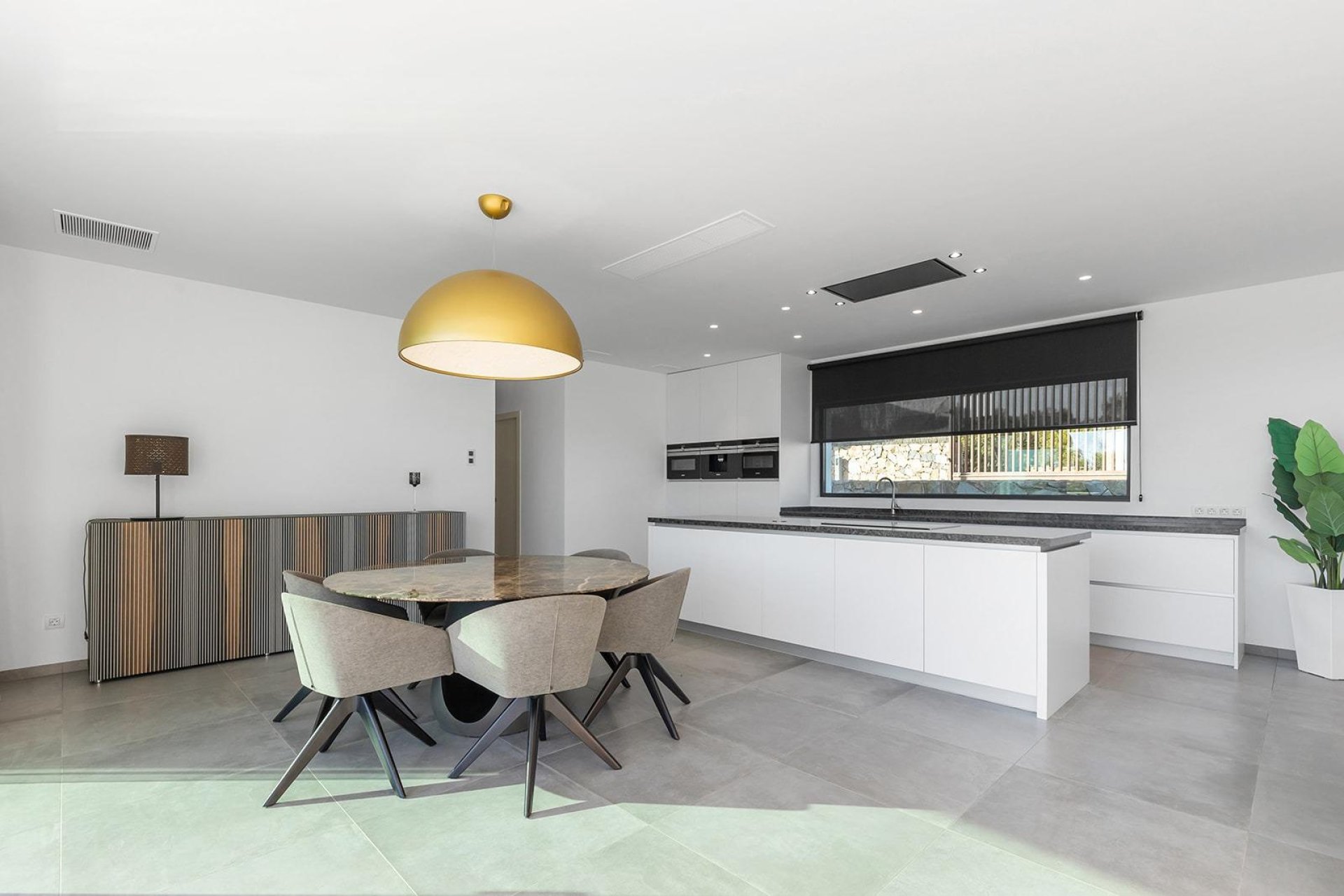 Használt Ingatlanok - Villa -
Orihuela - Las Colinas Golf