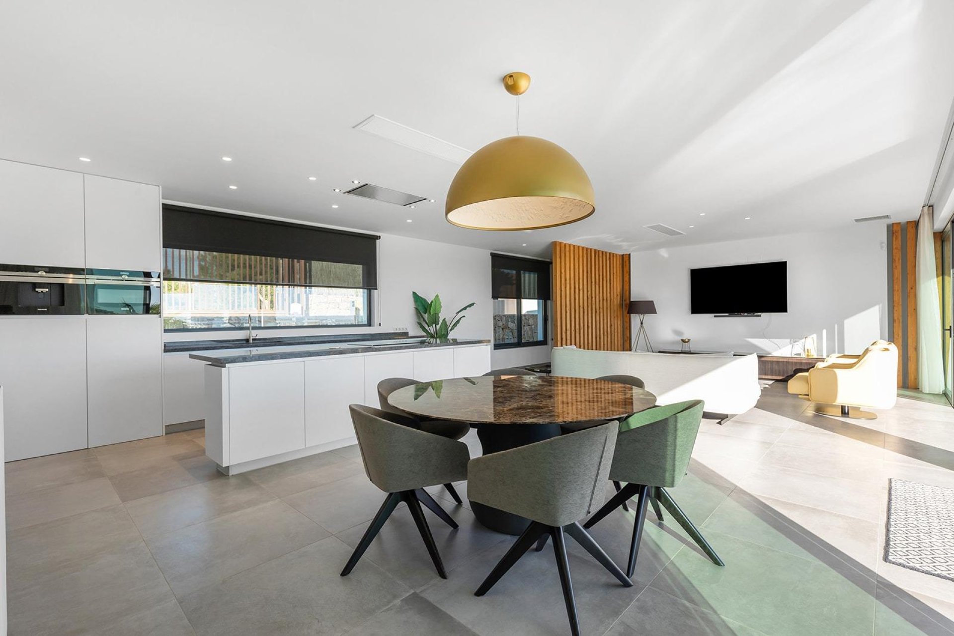 Használt Ingatlanok - Villa -
Orihuela - Las Colinas Golf