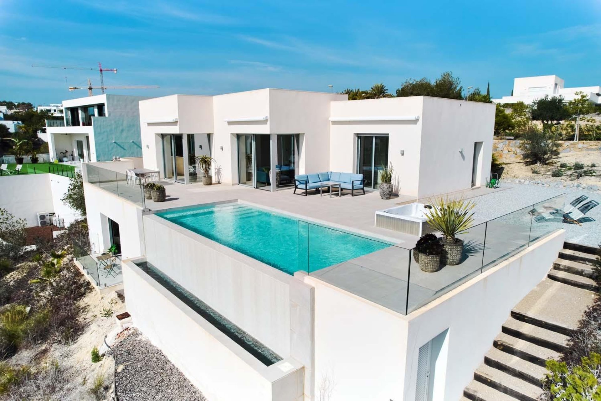 Használt Ingatlanok - Villa -
Orihuela - Las Colinas Golf