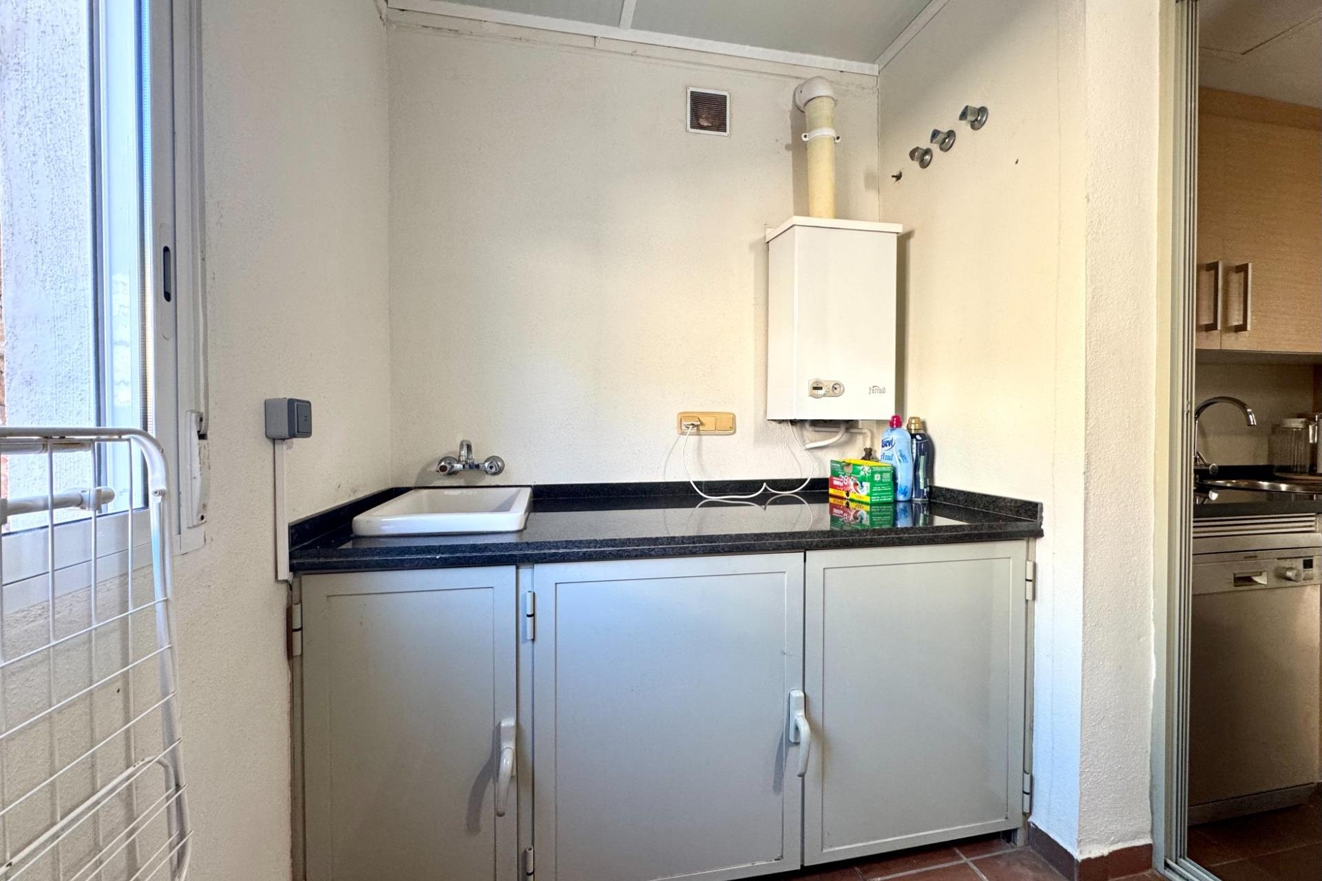 Használt Ingatlanok - Villa -
Orihuela - Las Colinas Golf