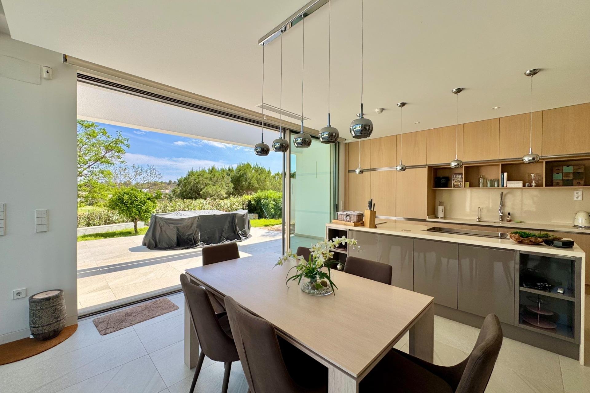 Használt Ingatlanok - Villa -
Orihuela - Las Colinas Golf
